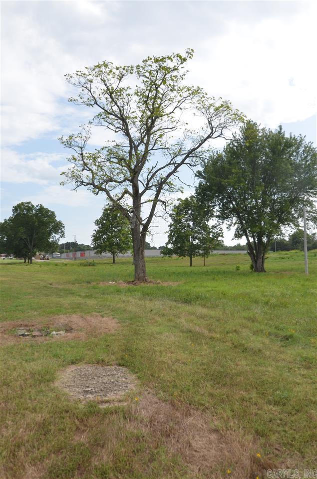 000 N Main St Property Photo 3
