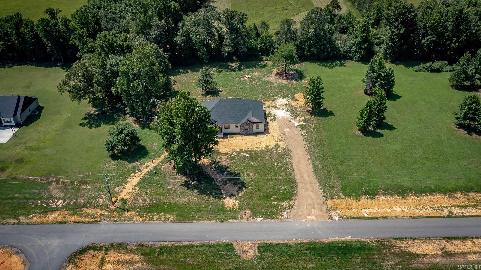 11 Tracer Trail Property Photo 2
