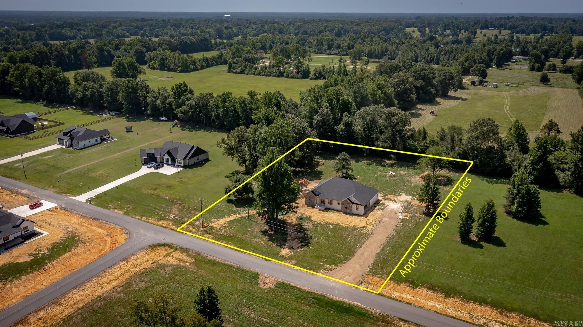 11 Tracer Trail Property Photo 22