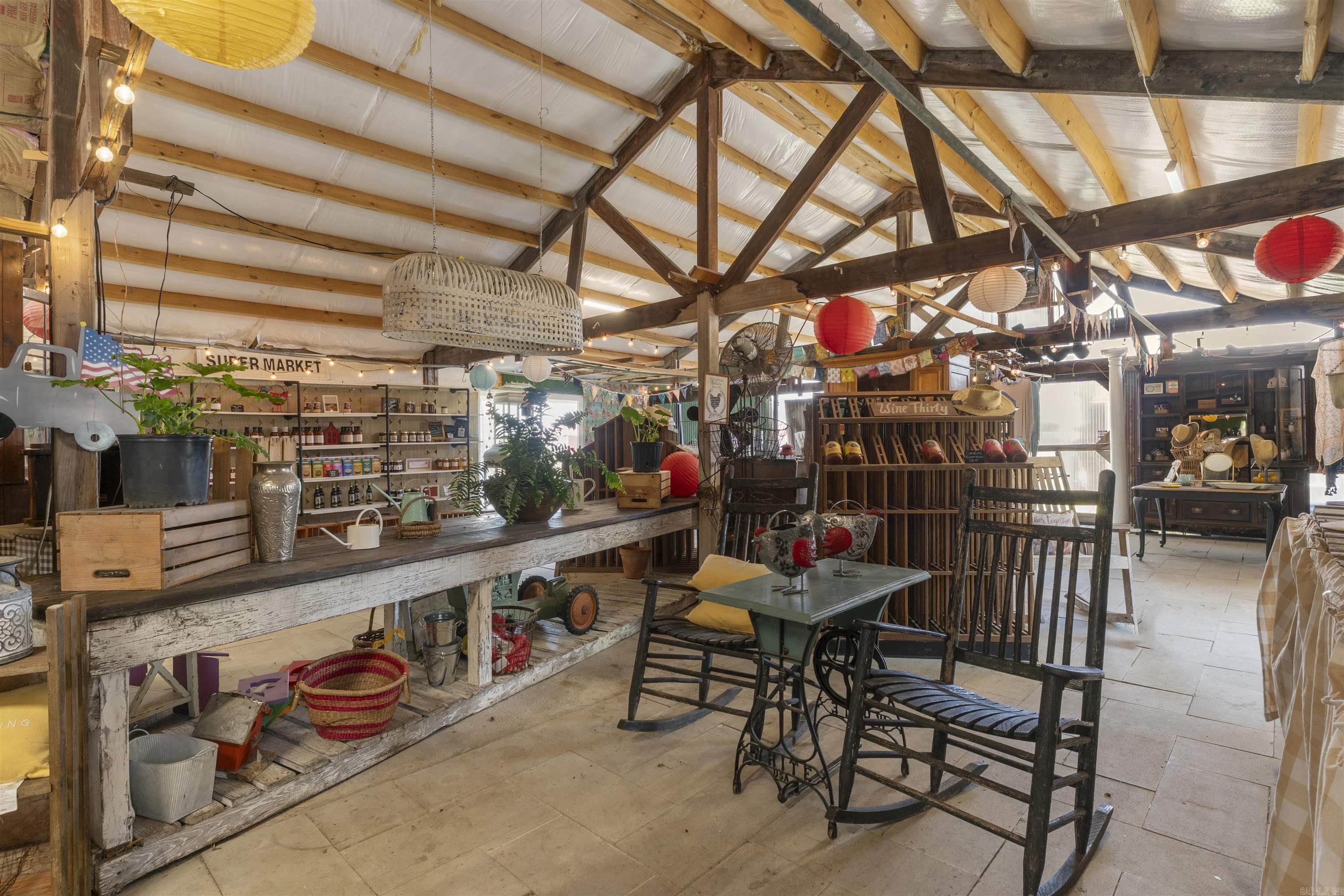 15235 Highway 165 Property Photo 6