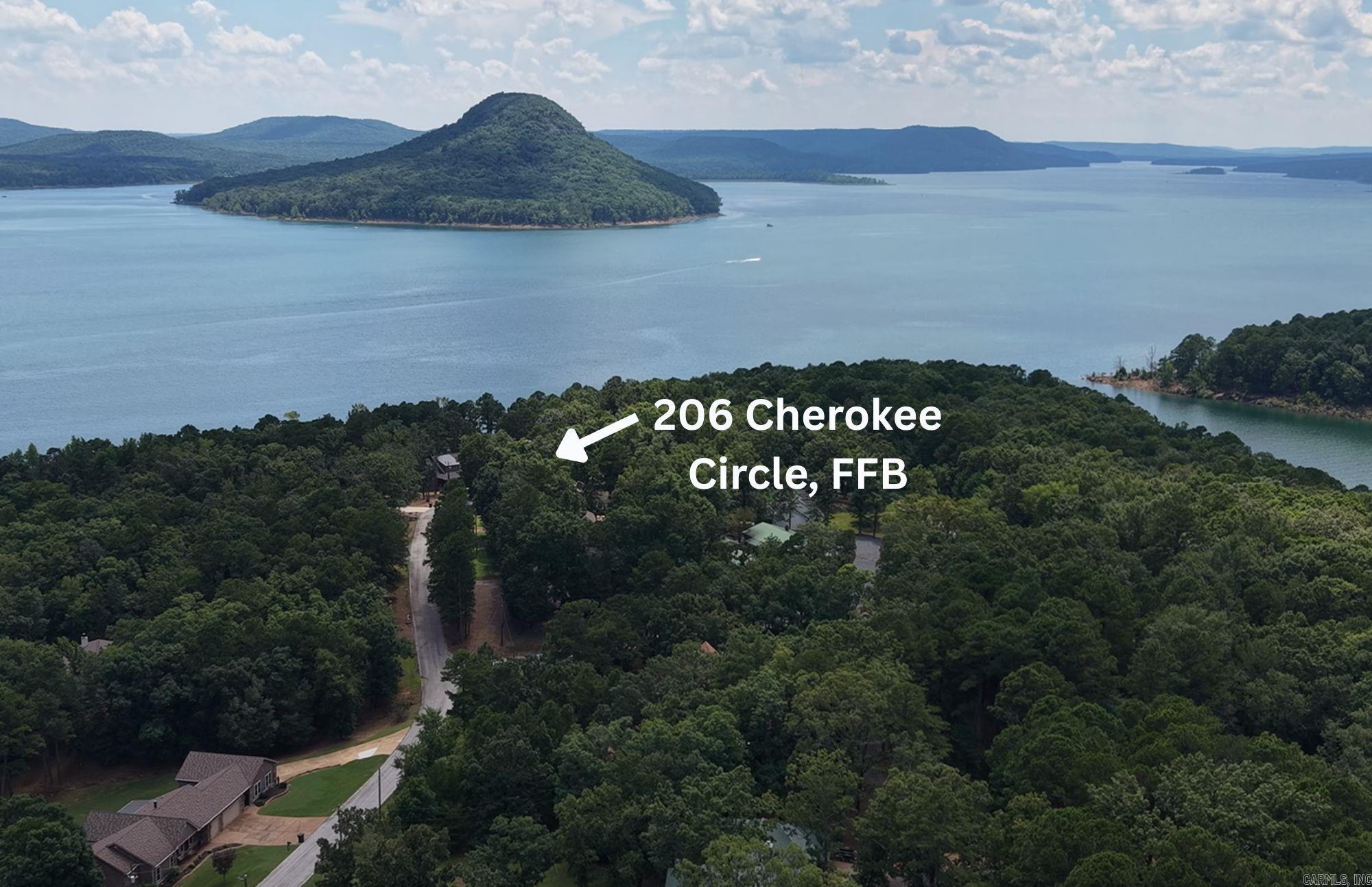 206 Cherokee Circle