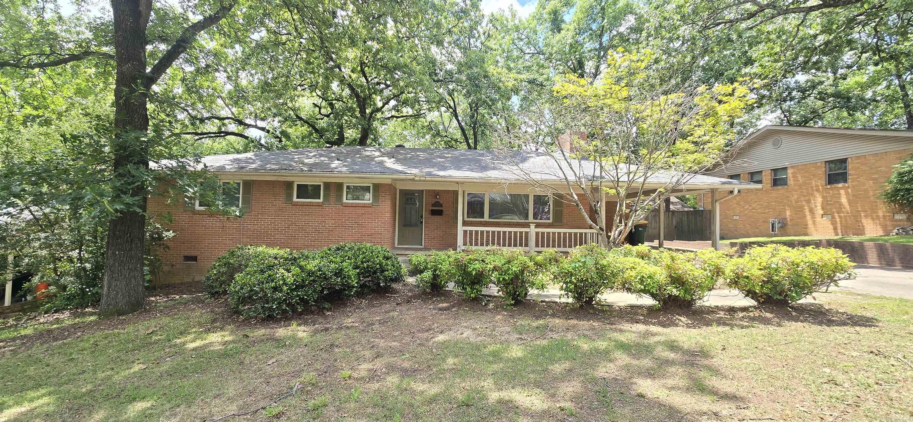1700 Northwood Property Photo 1