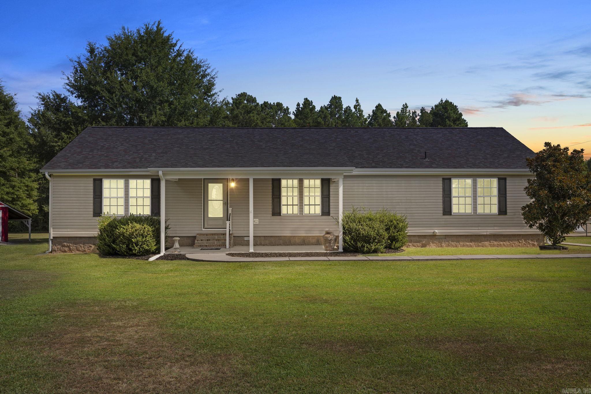 24 Dana Lane Property Photo 2
