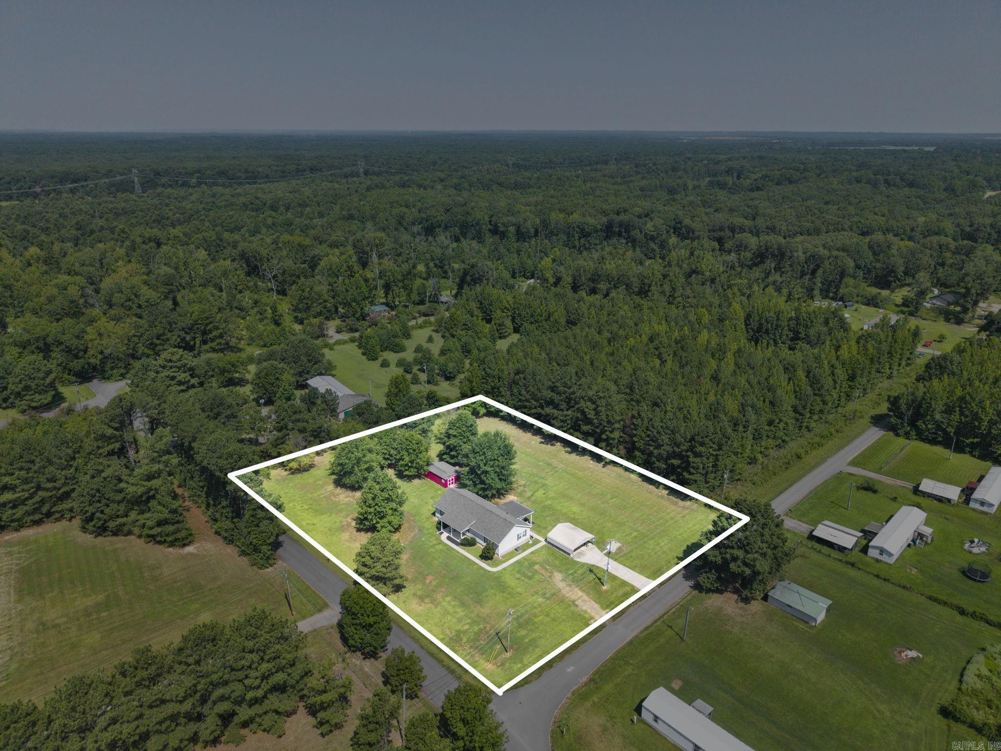 24 Dana Lane Property Photo 5