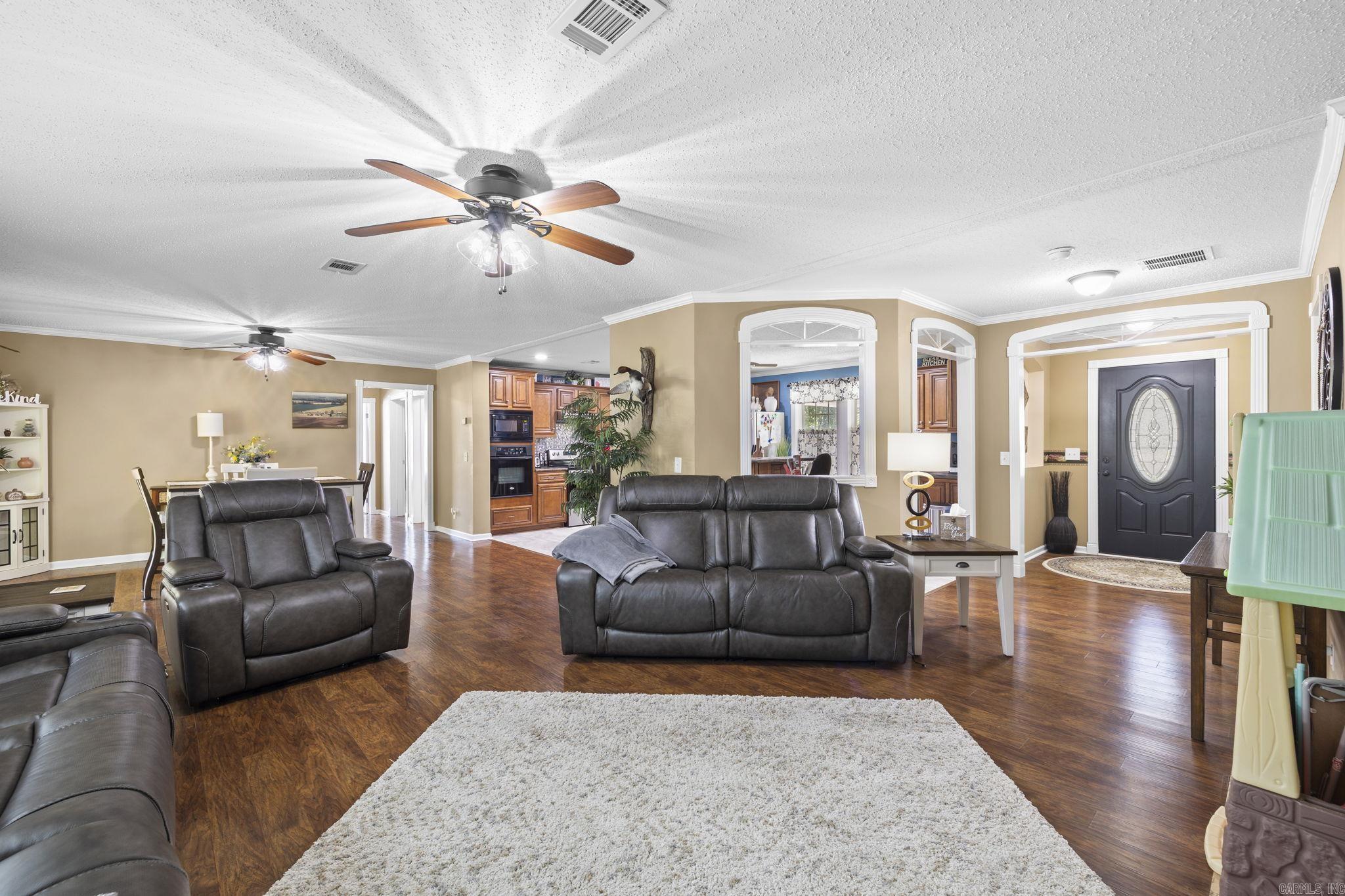 24 Dana Lane Property Photo 8