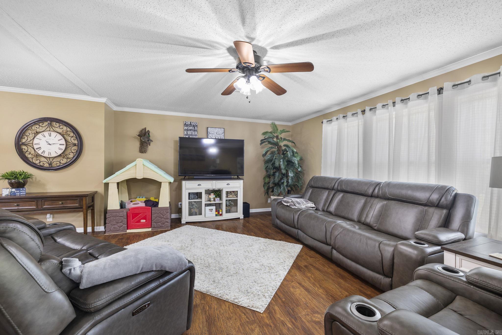 24 Dana Lane Property Photo 9