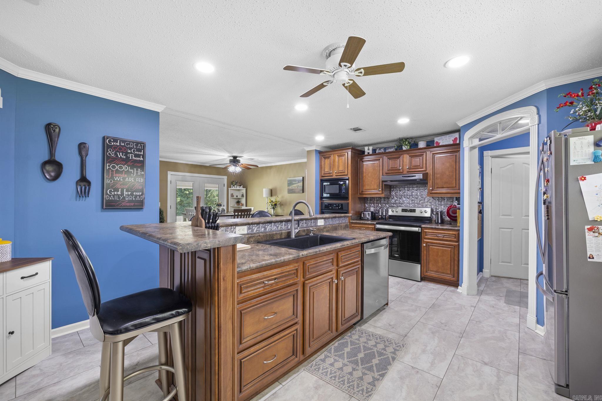 24 Dana Lane Property Photo 12