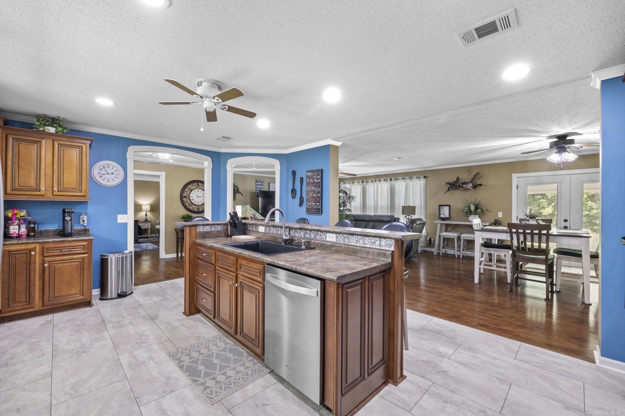 24 Dana Lane Property Photo 13
