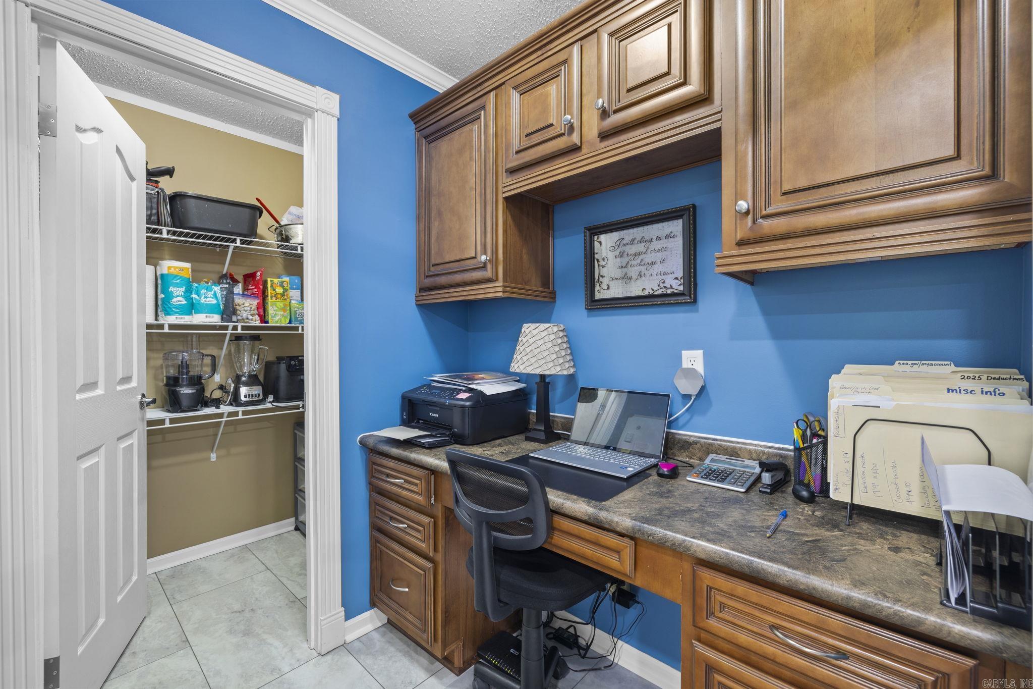 24 Dana Lane Property Photo 14