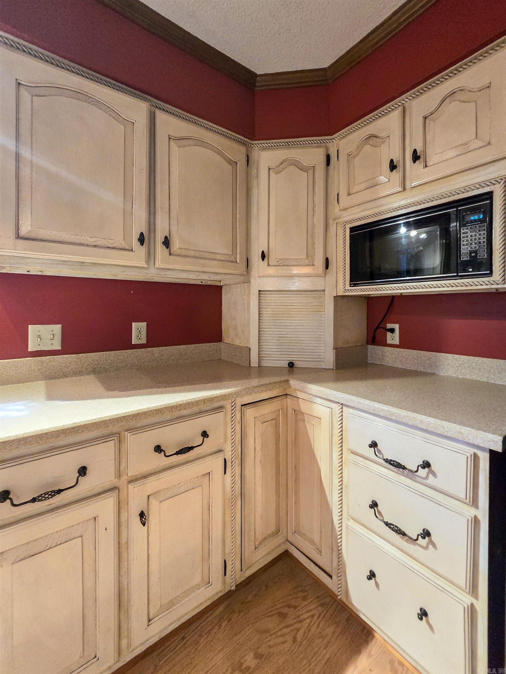 102 Barbara Allen Drive Property Photo 11