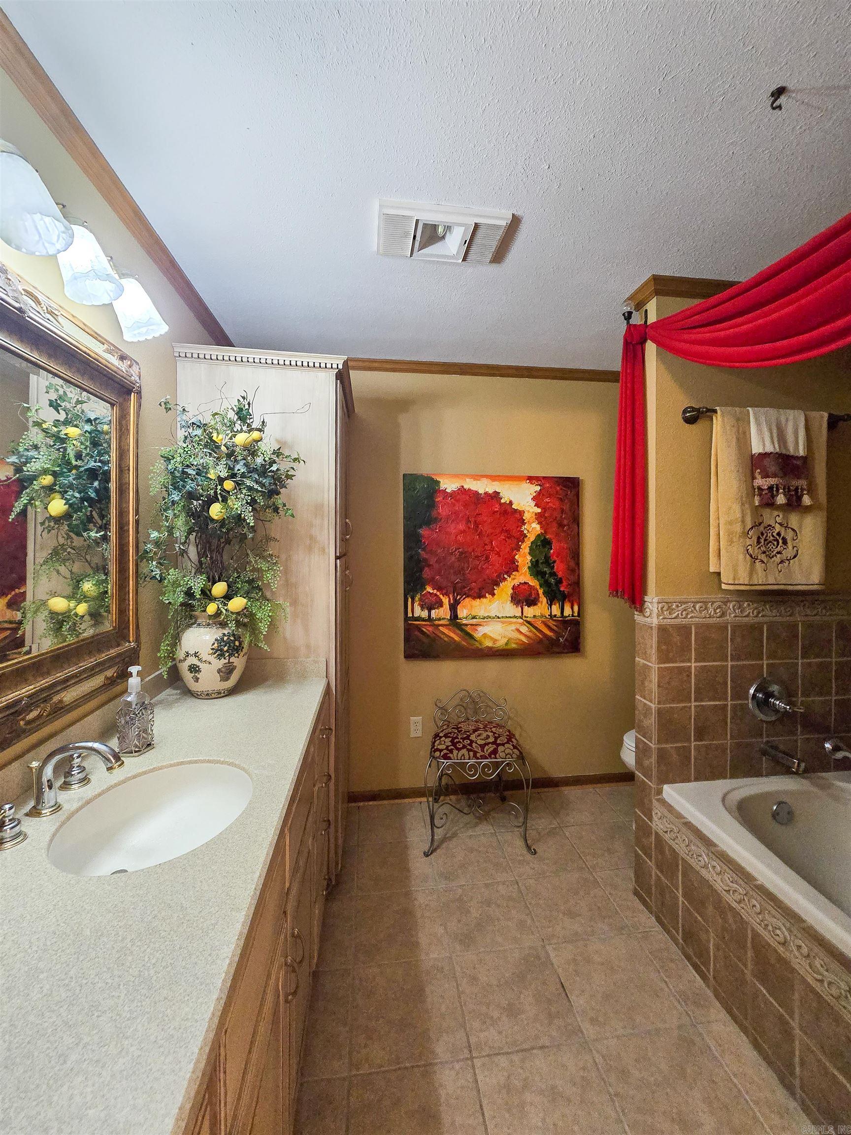 102 Barbara Allen Drive Property Photo 28