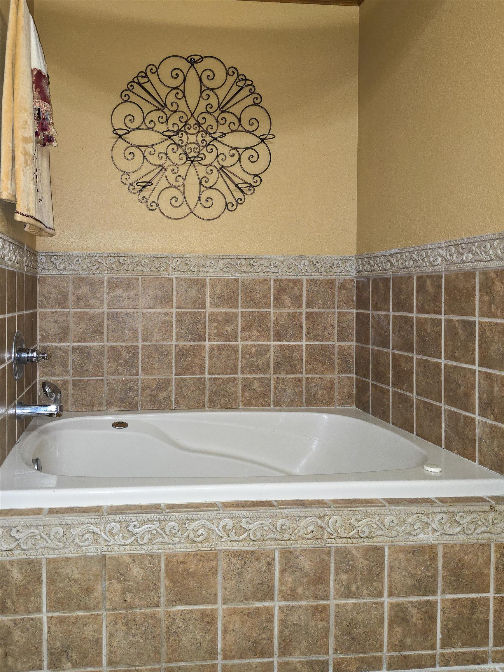 102 Barbara Allen Drive Property Photo 30