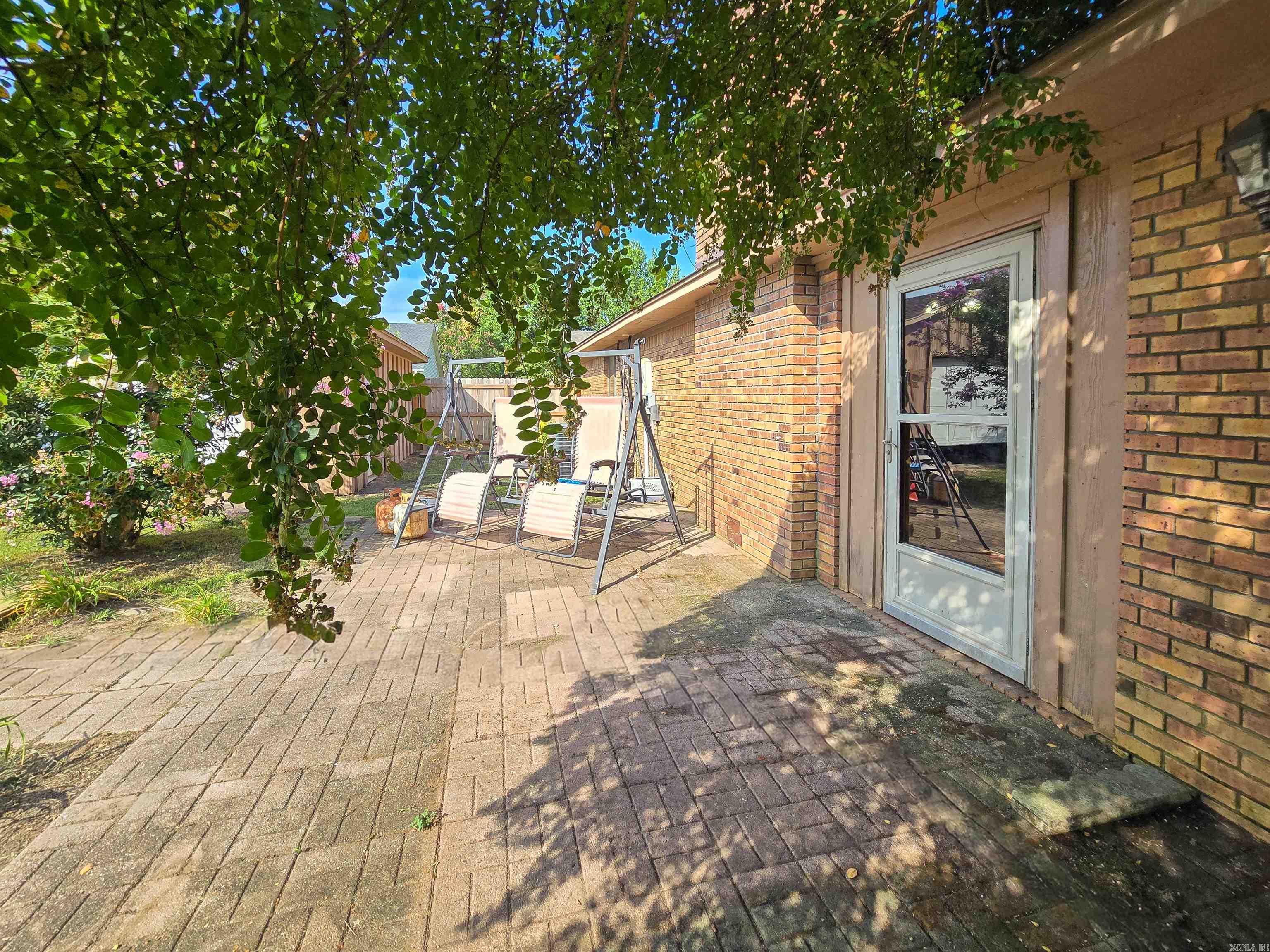 102 Barbara Allen Drive Property Photo 38