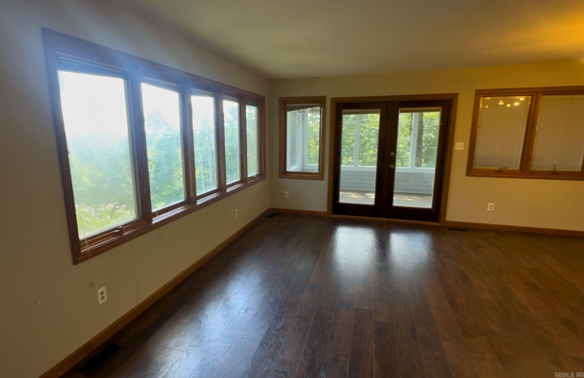 101 Jennifer Place Property Photo 6