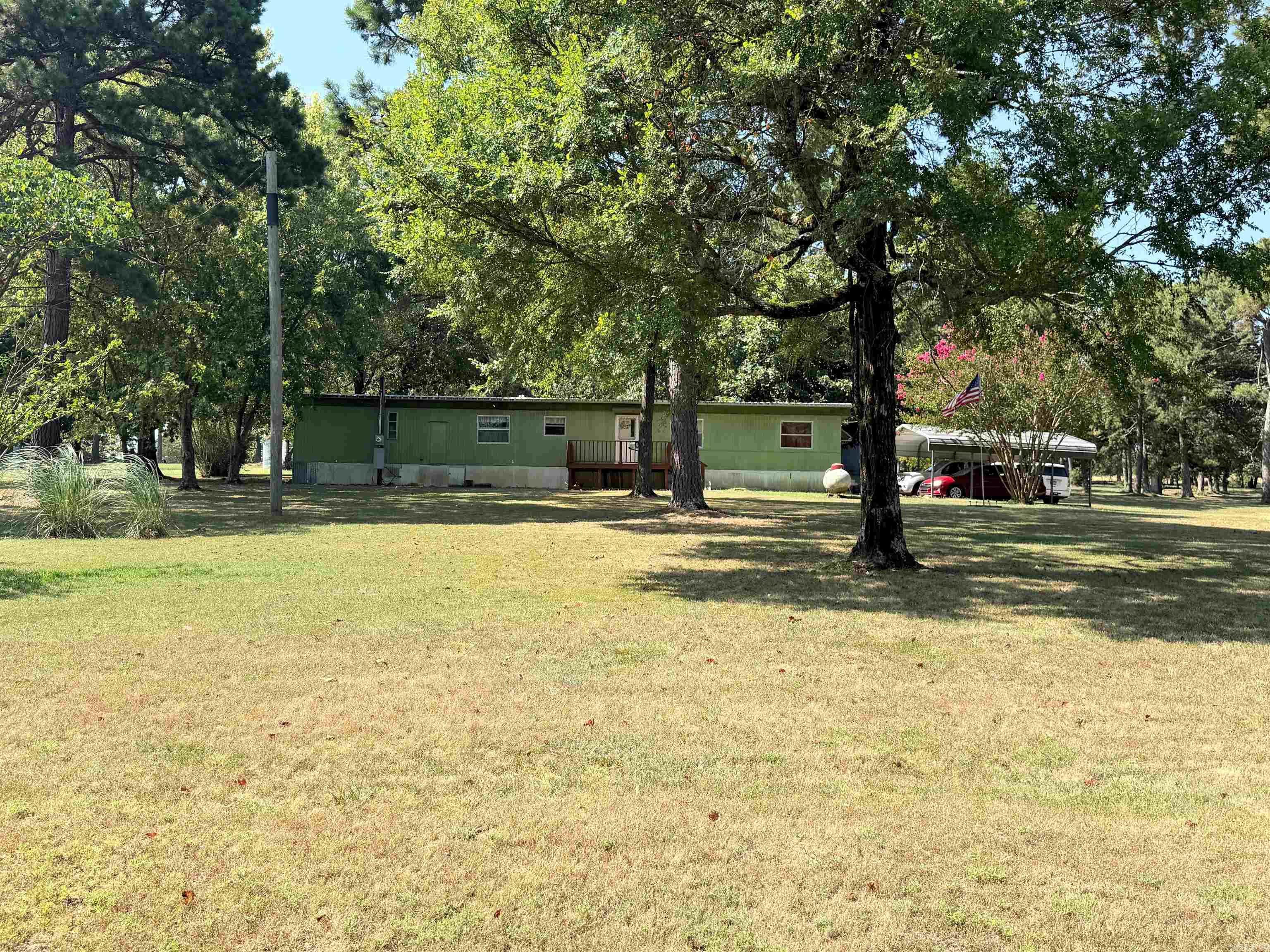 967 Uellner Road Property Photo 1