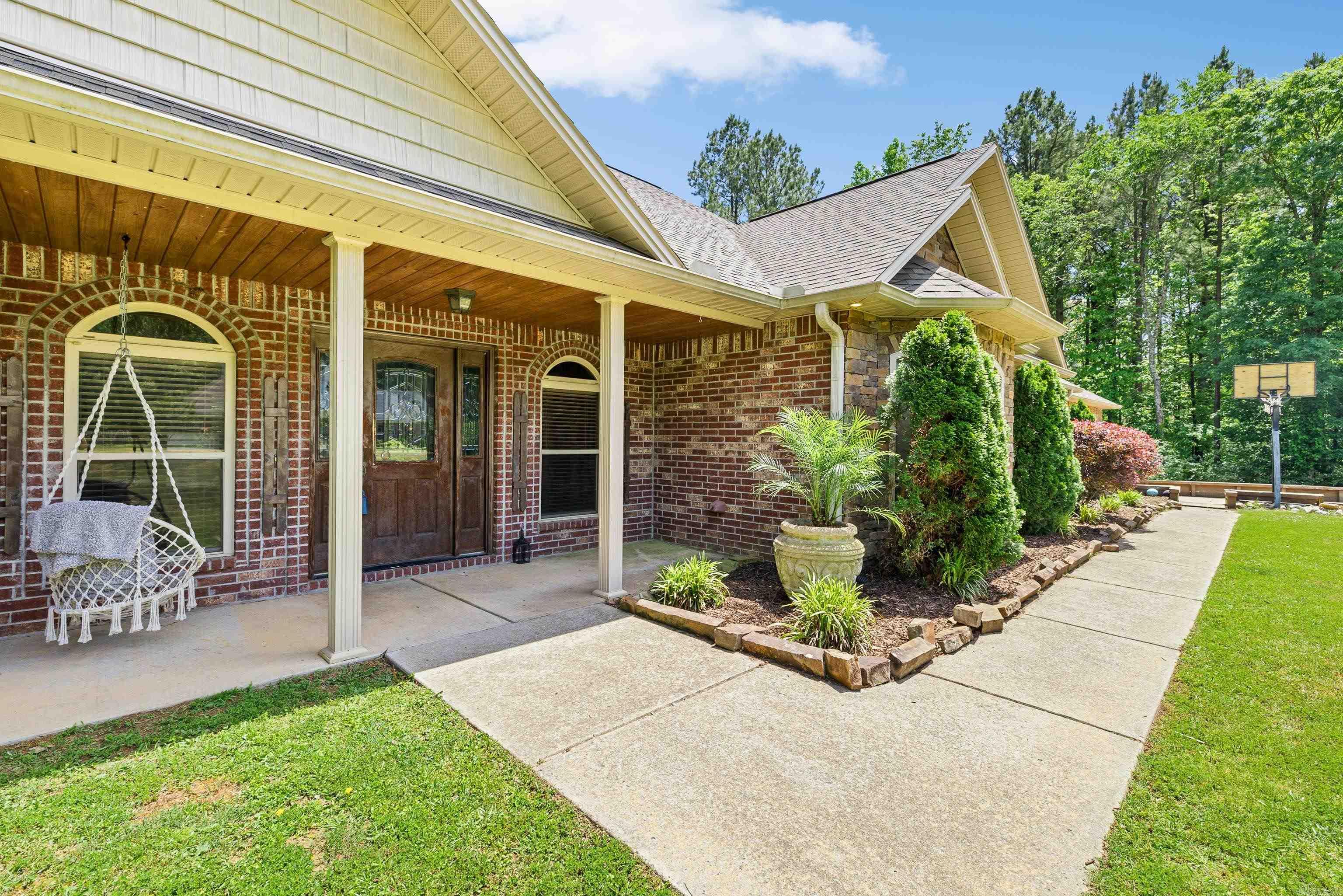 402 Demuth Property Photo 3
