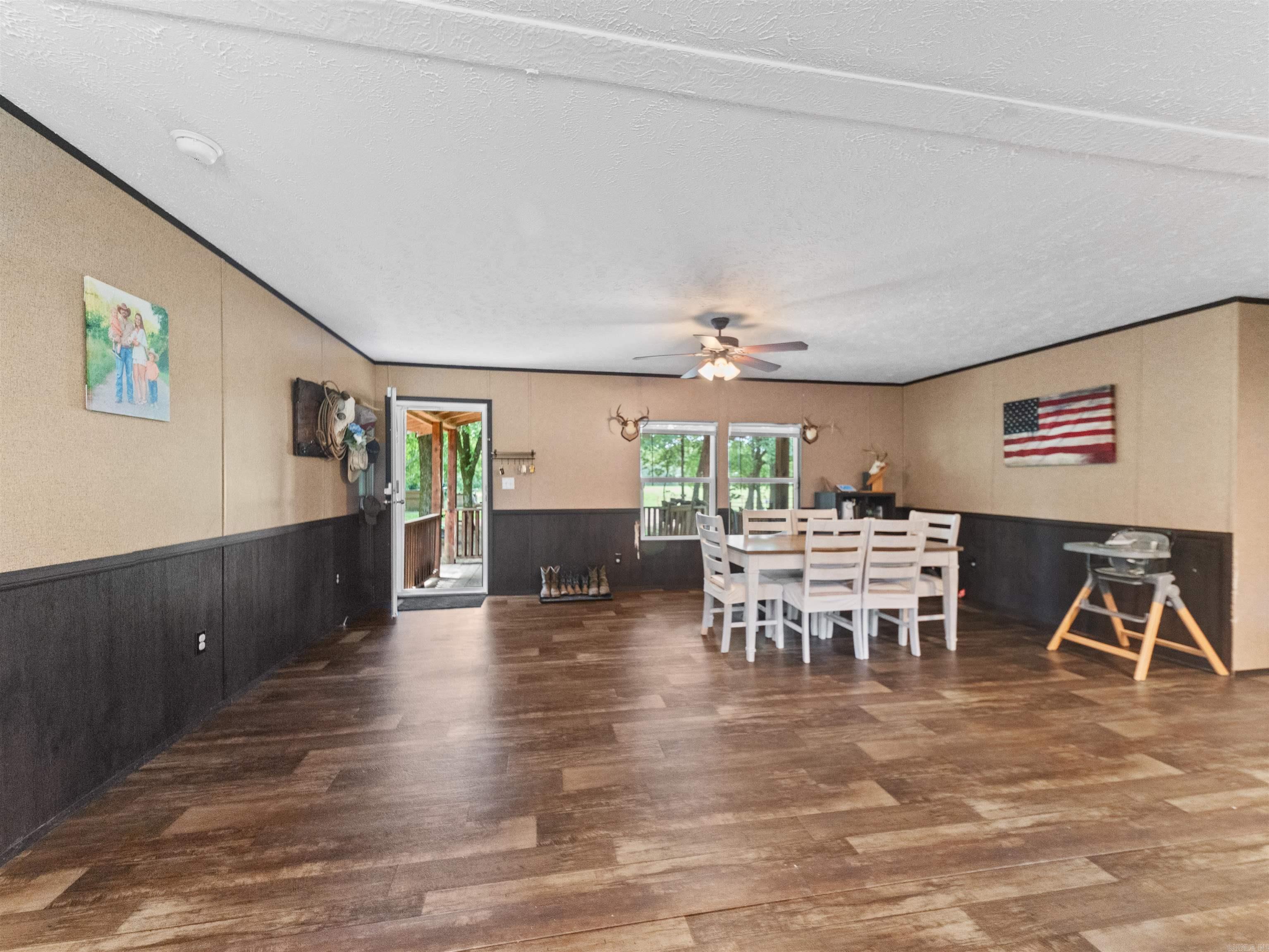 18401 W Highway 28 Property Photo 29