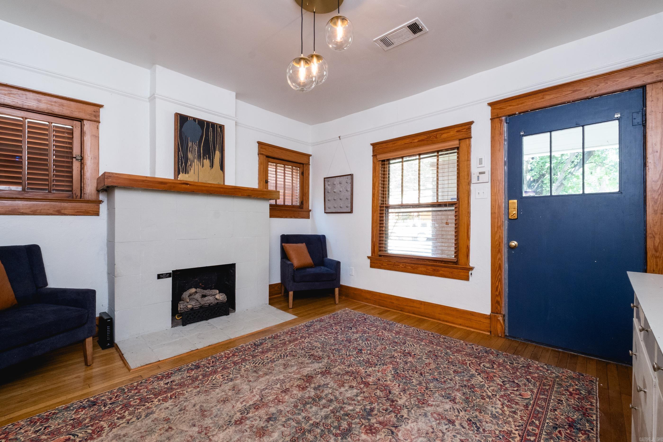 607 Willow Street Property Photo 14