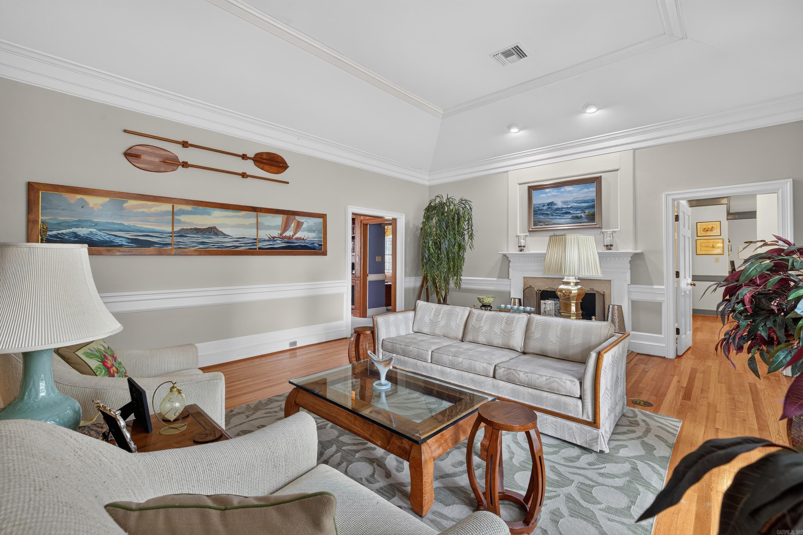 100 Charlotte Drive Property Photo 9