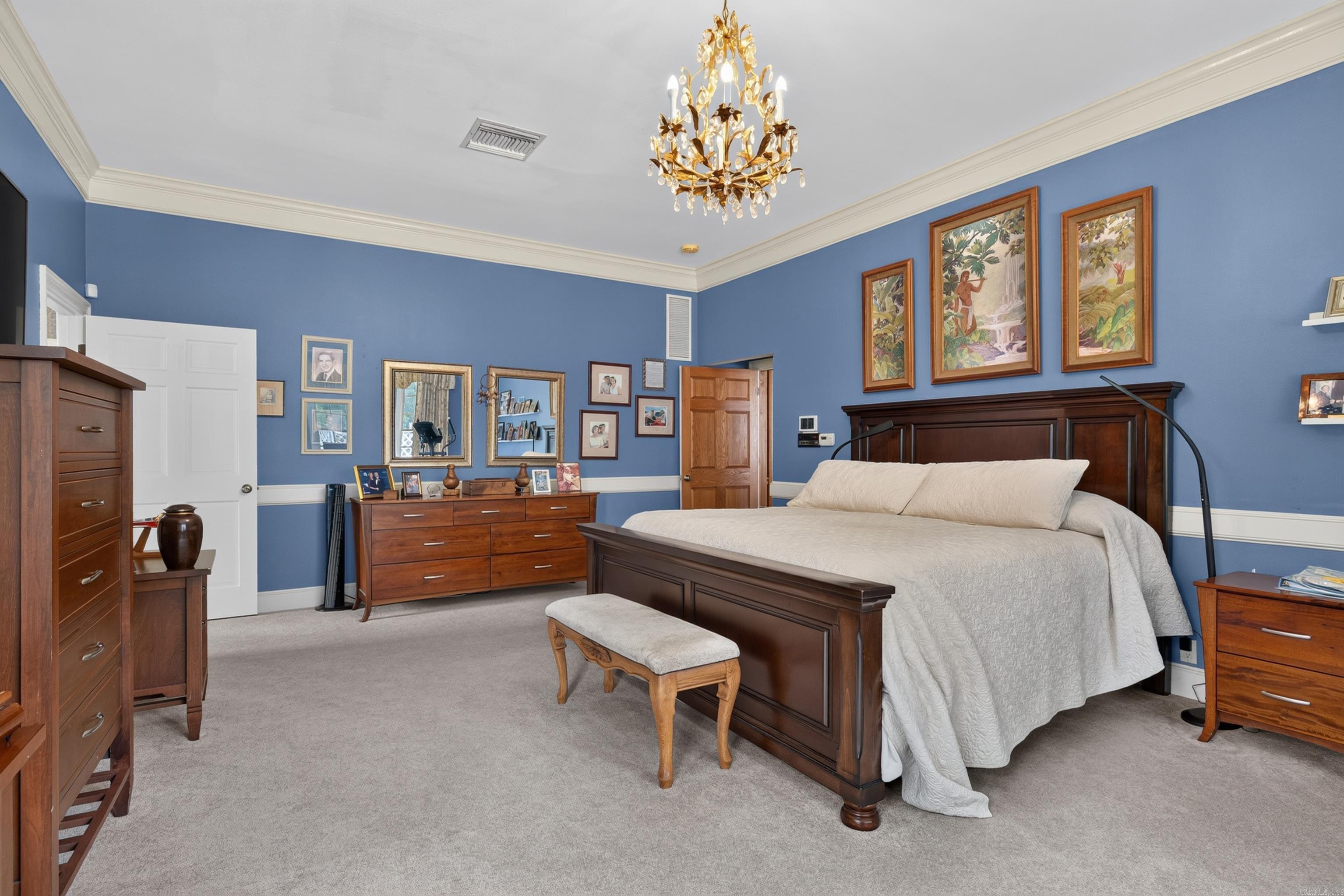 100 Charlotte Drive Property Photo 21
