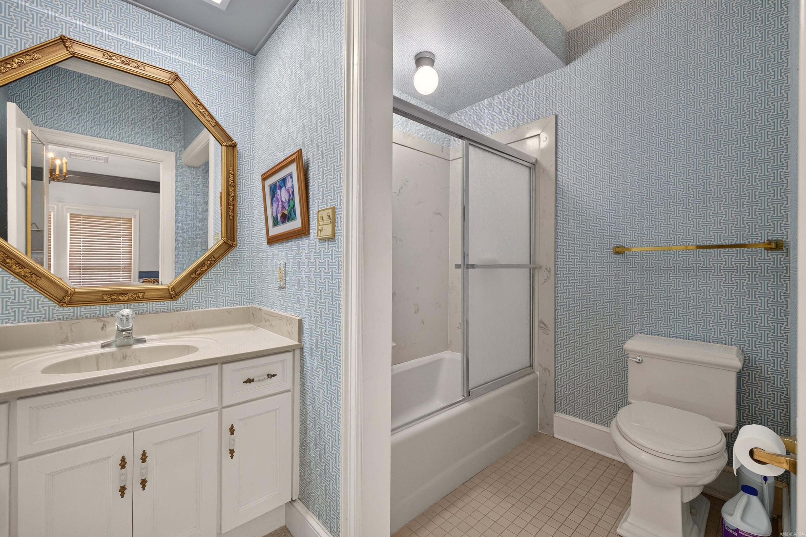 100 Charlotte Drive Property Photo 27