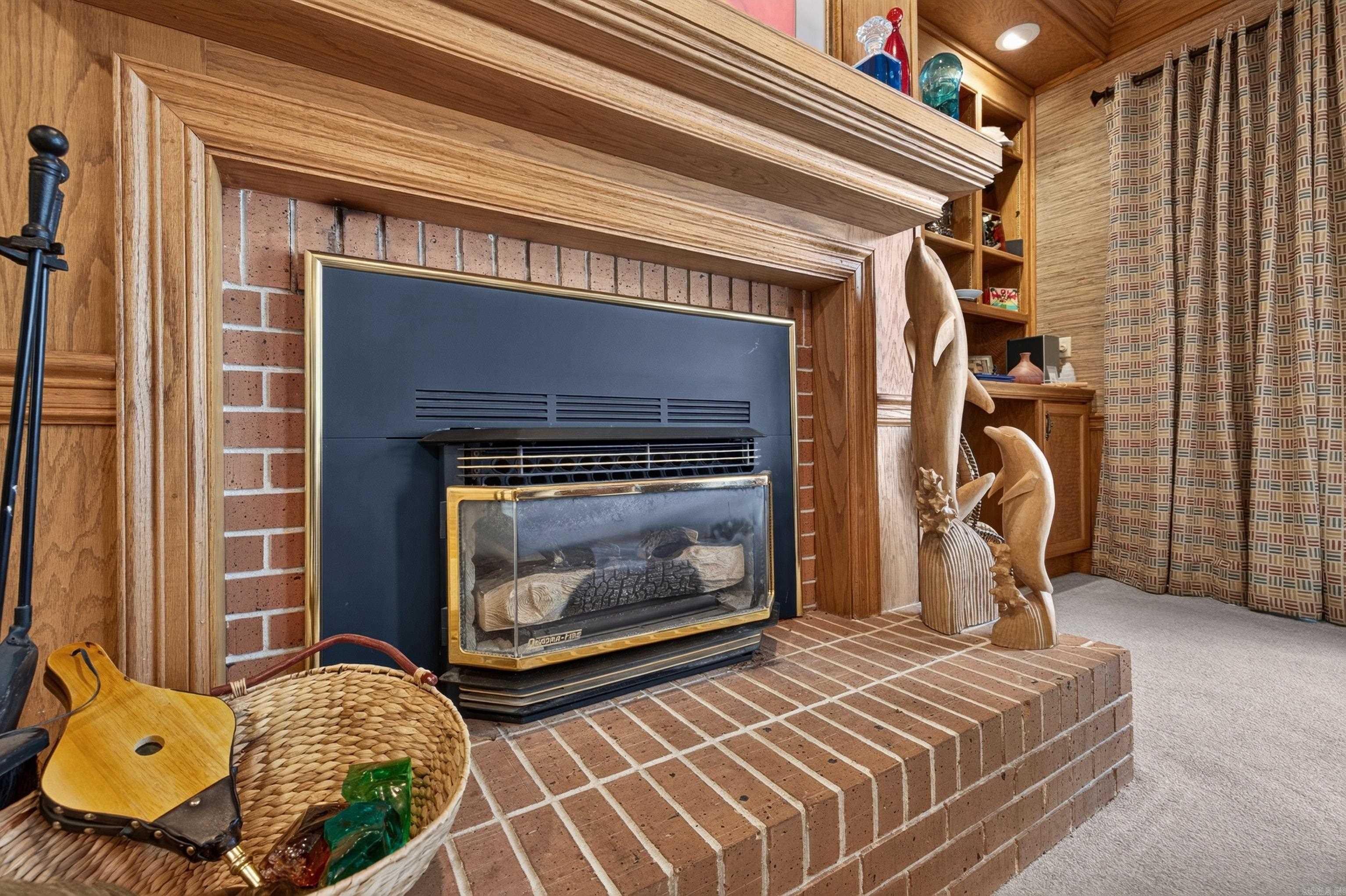 100 Charlotte Drive Property Photo 28