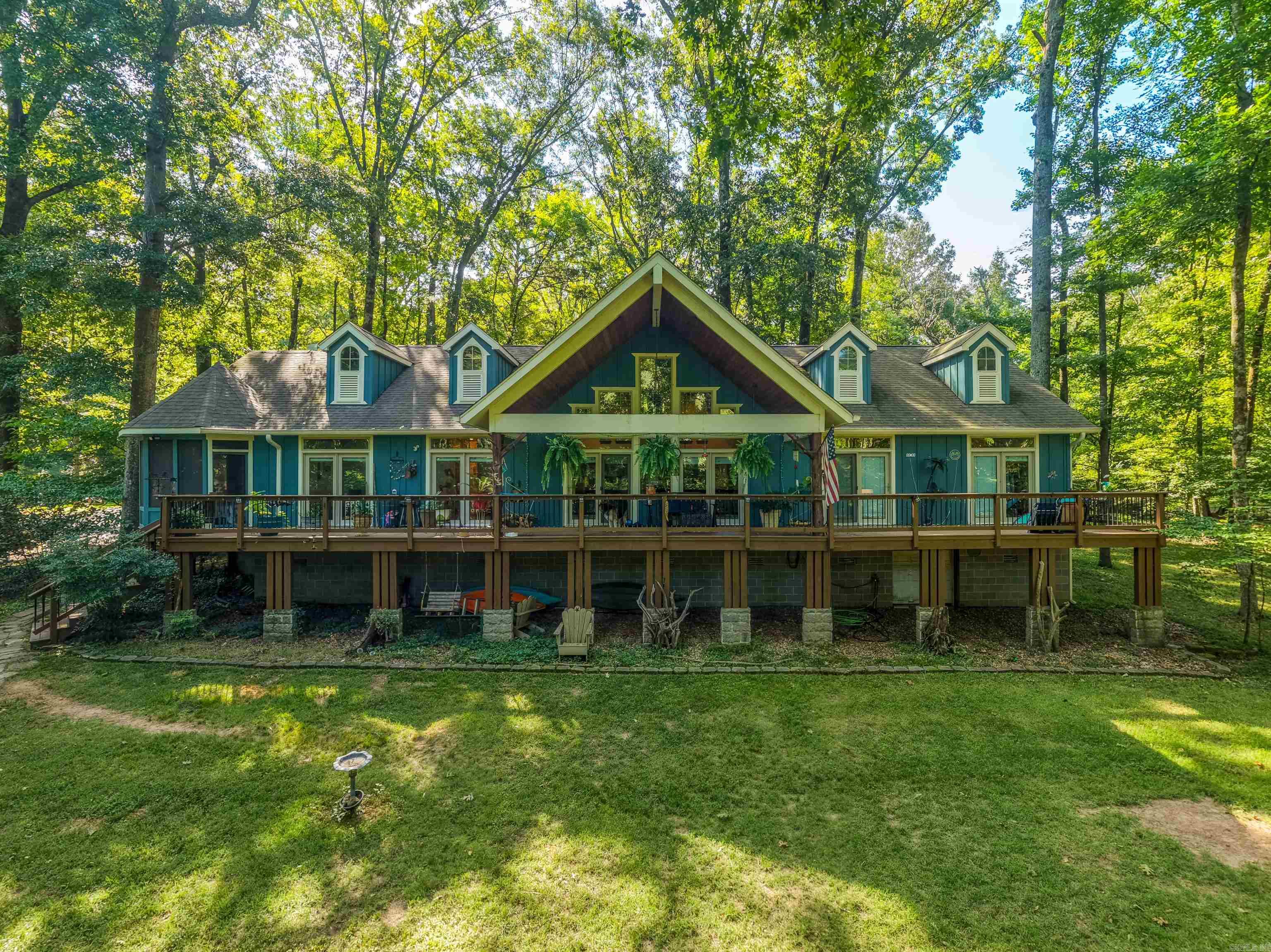 134 Riverpark Drive Property Photo 4