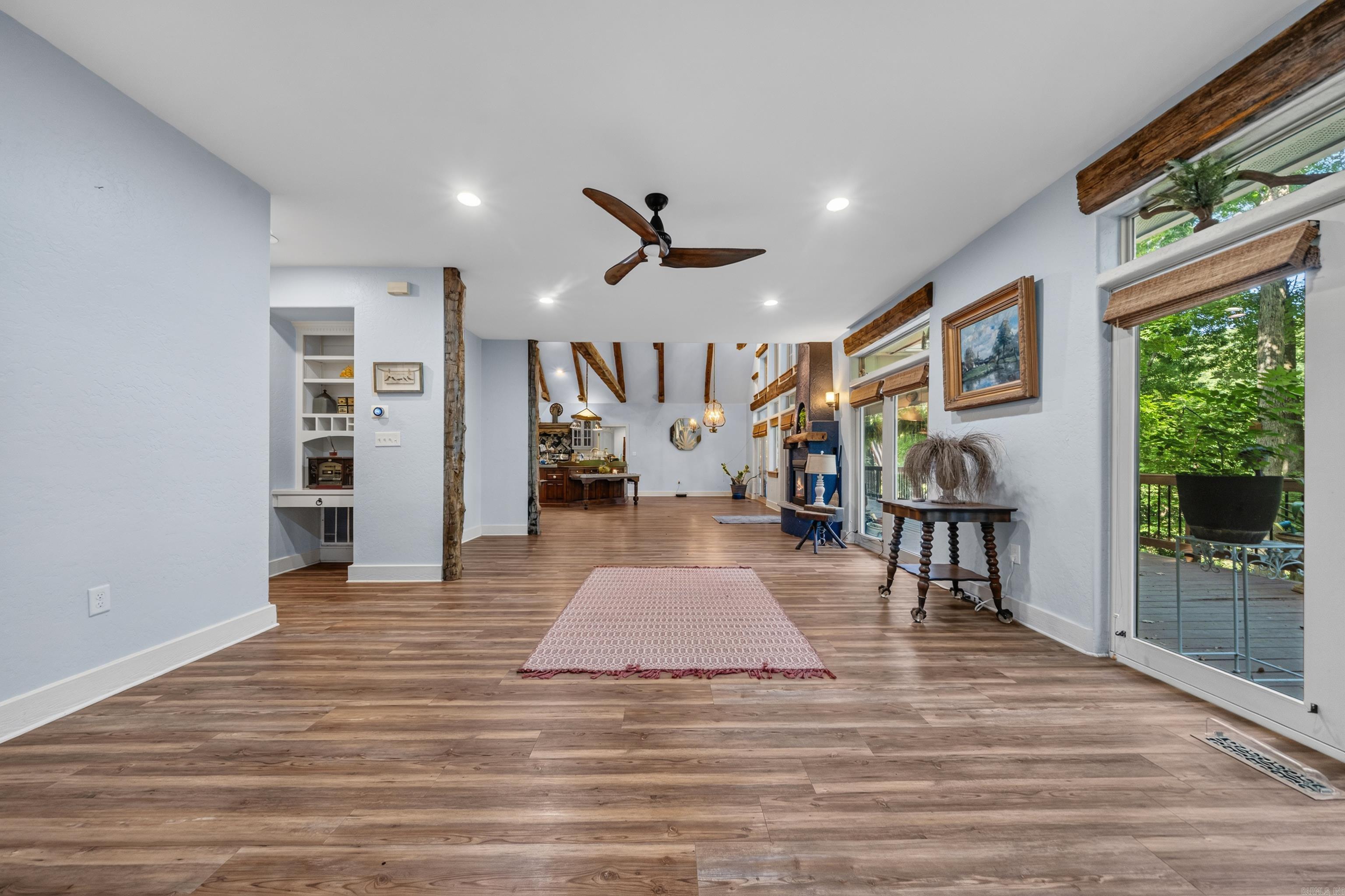 134 Riverpark Drive Property Photo 12