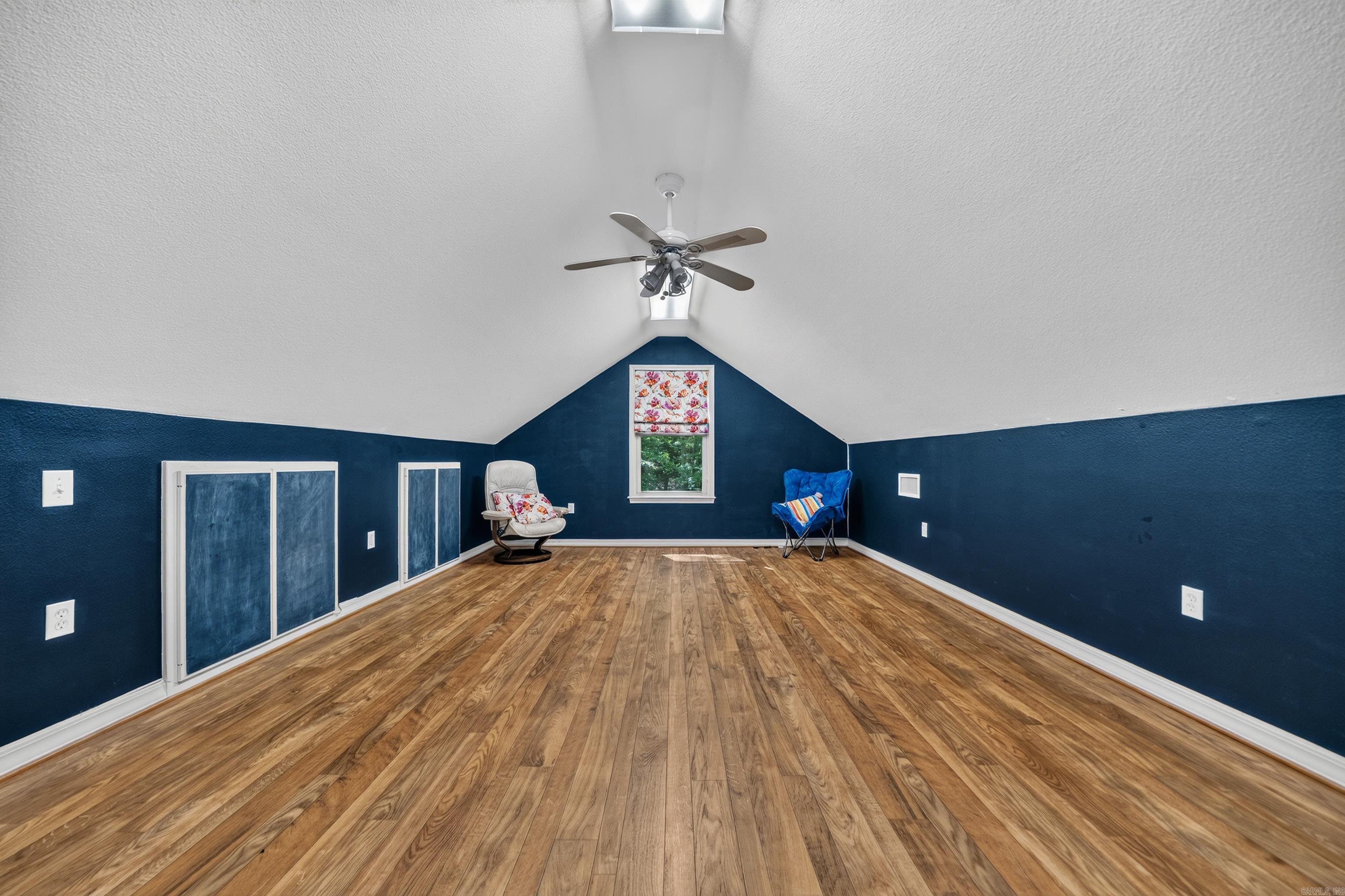 134 Riverpark Drive Property Photo 34