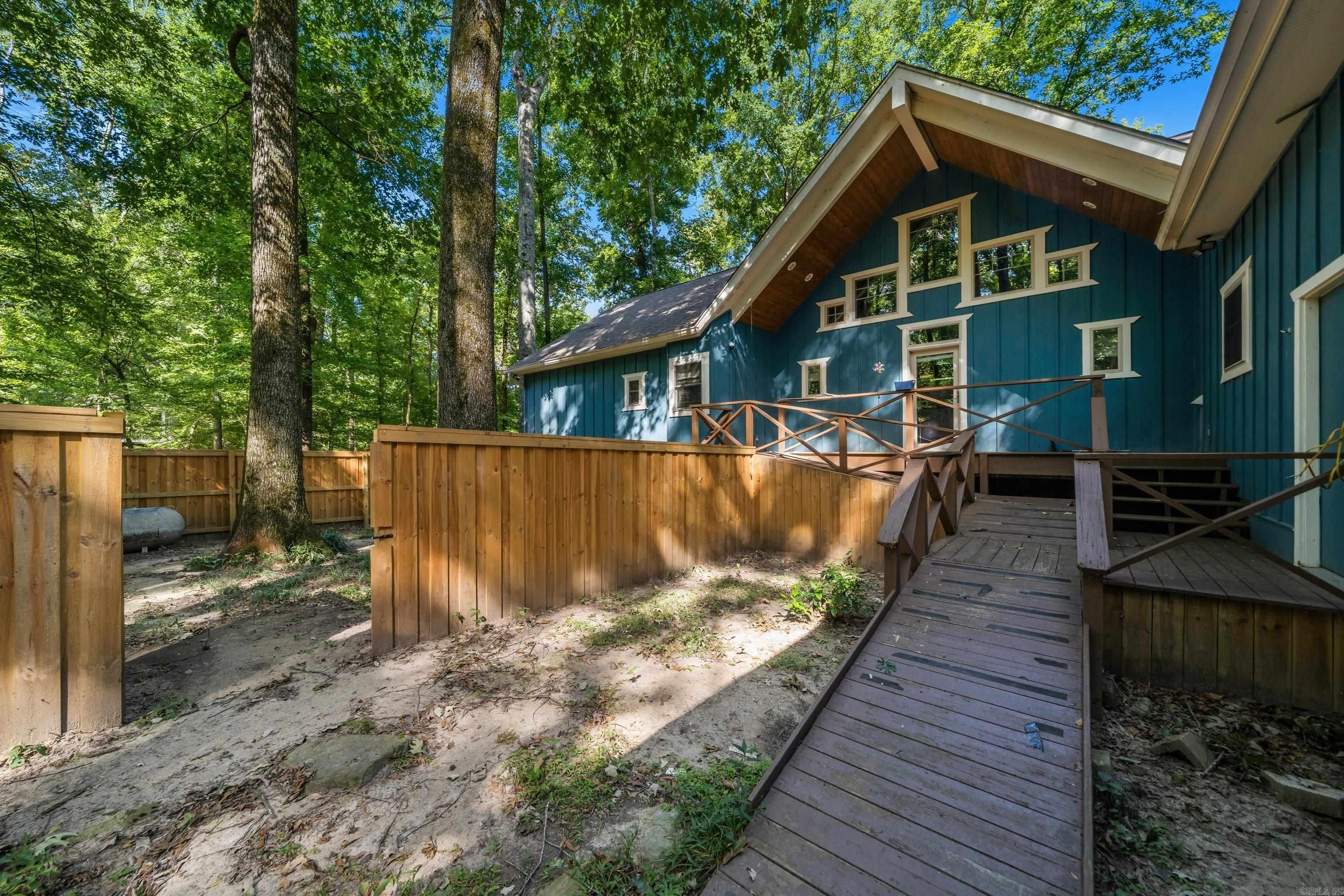 134 Riverpark Drive Property Photo 40