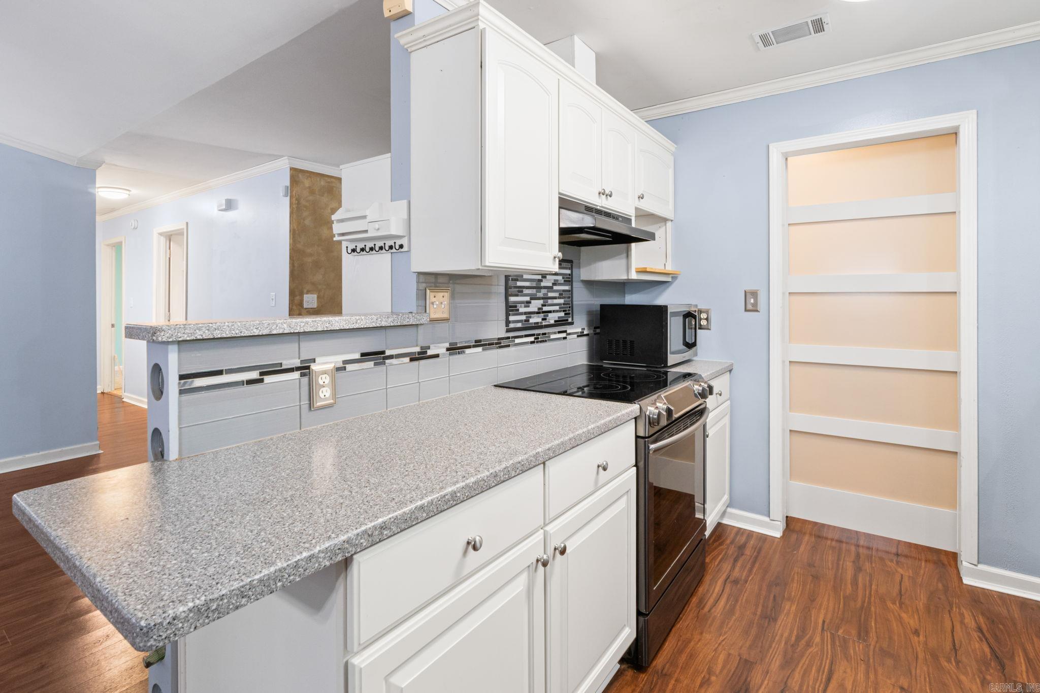 615 Grandview Street Property Photo 11