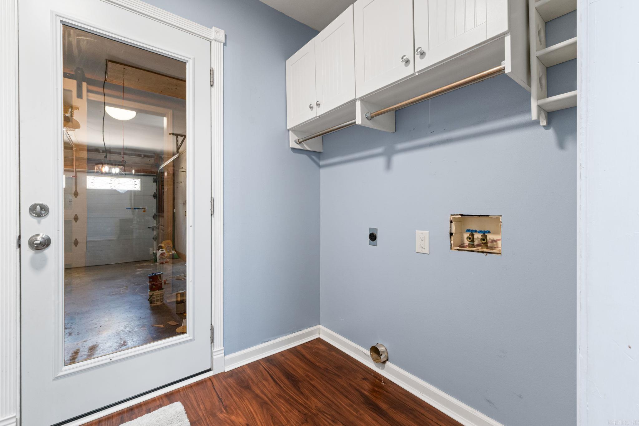 615 Grandview Street Property Photo 14