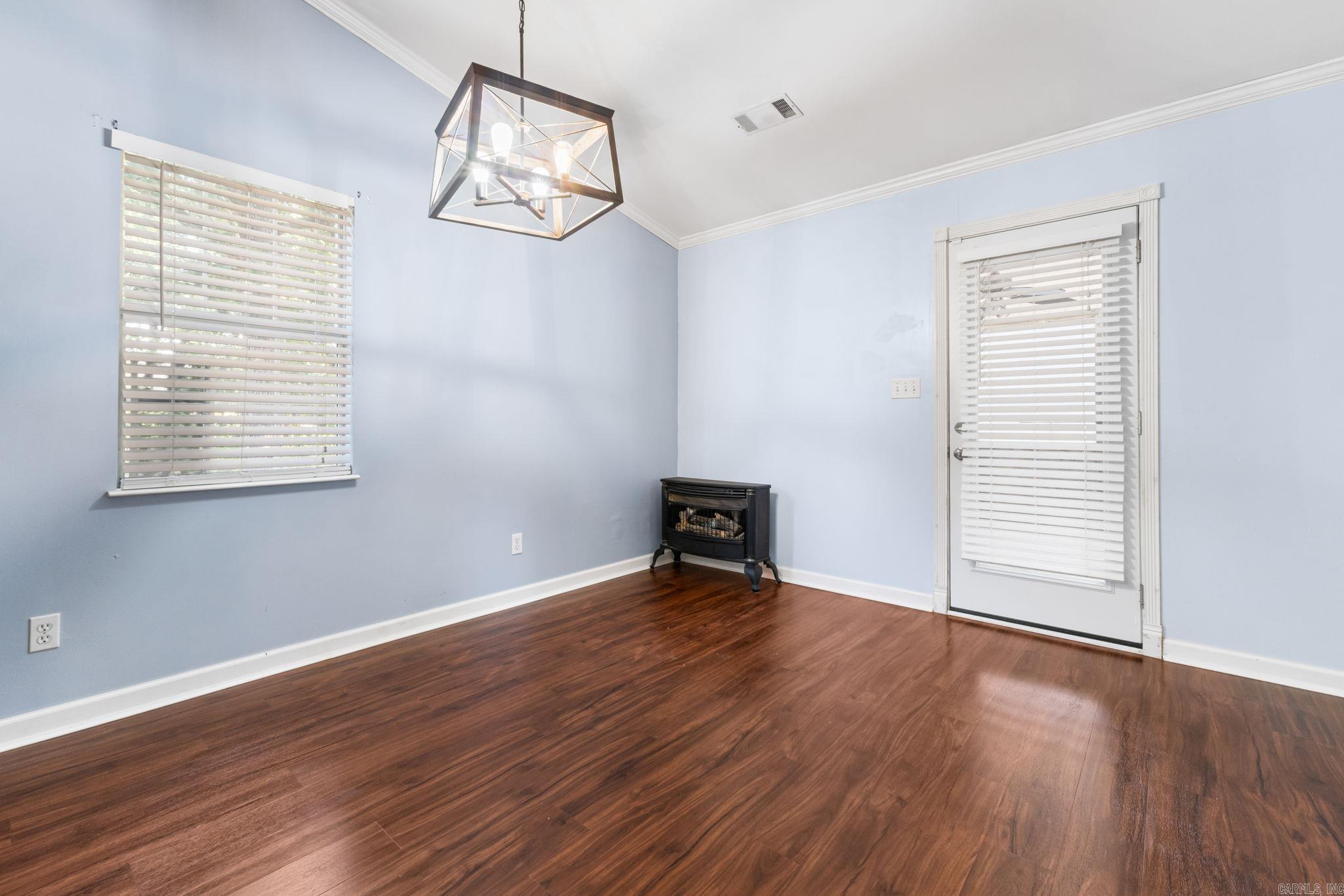 615 Grandview Street Property Photo 16