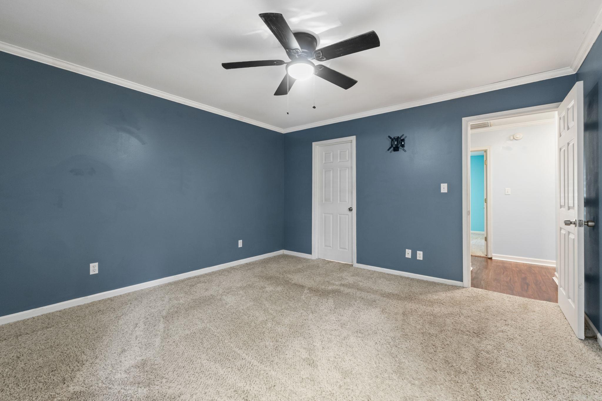 615 Grandview Street Property Photo 18