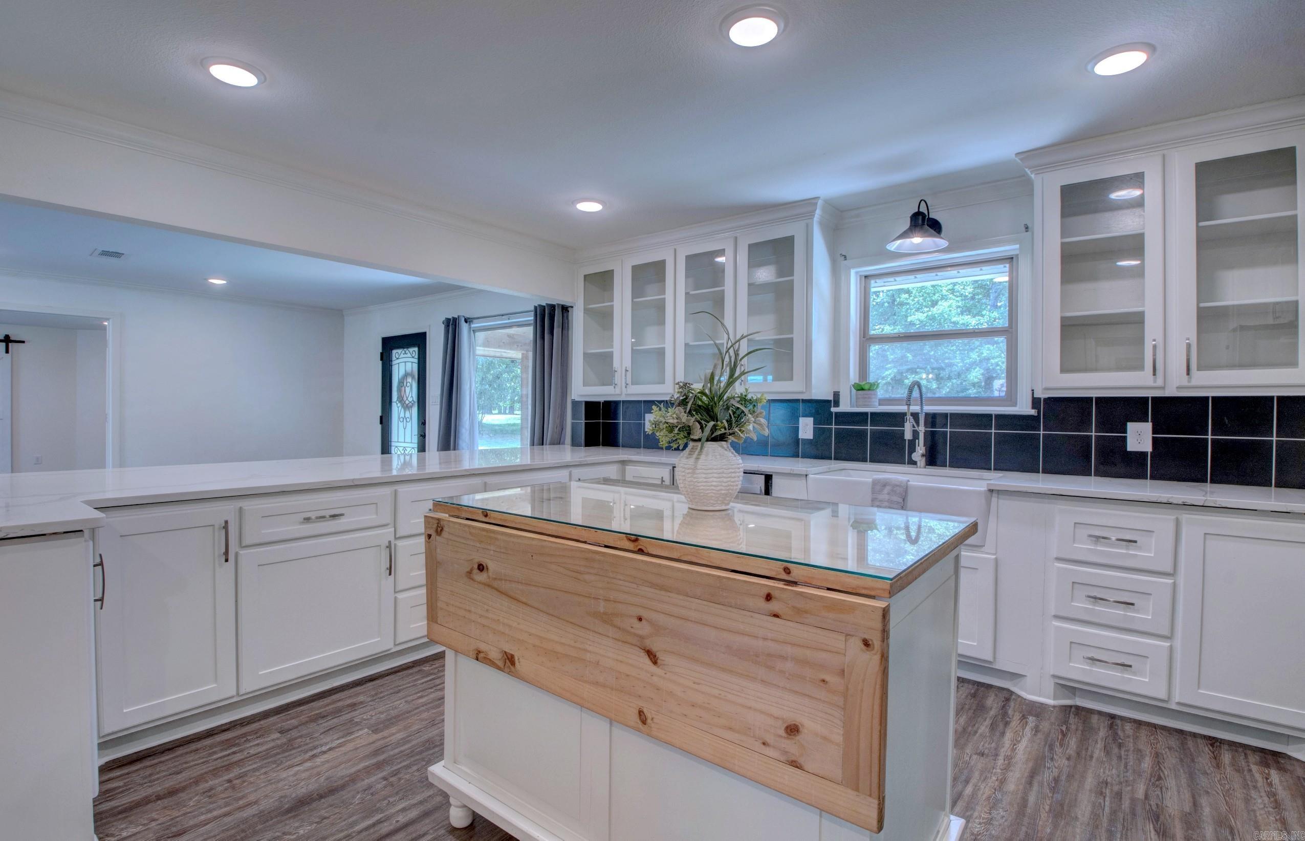 4111 Ryburn Road Property Photo 8