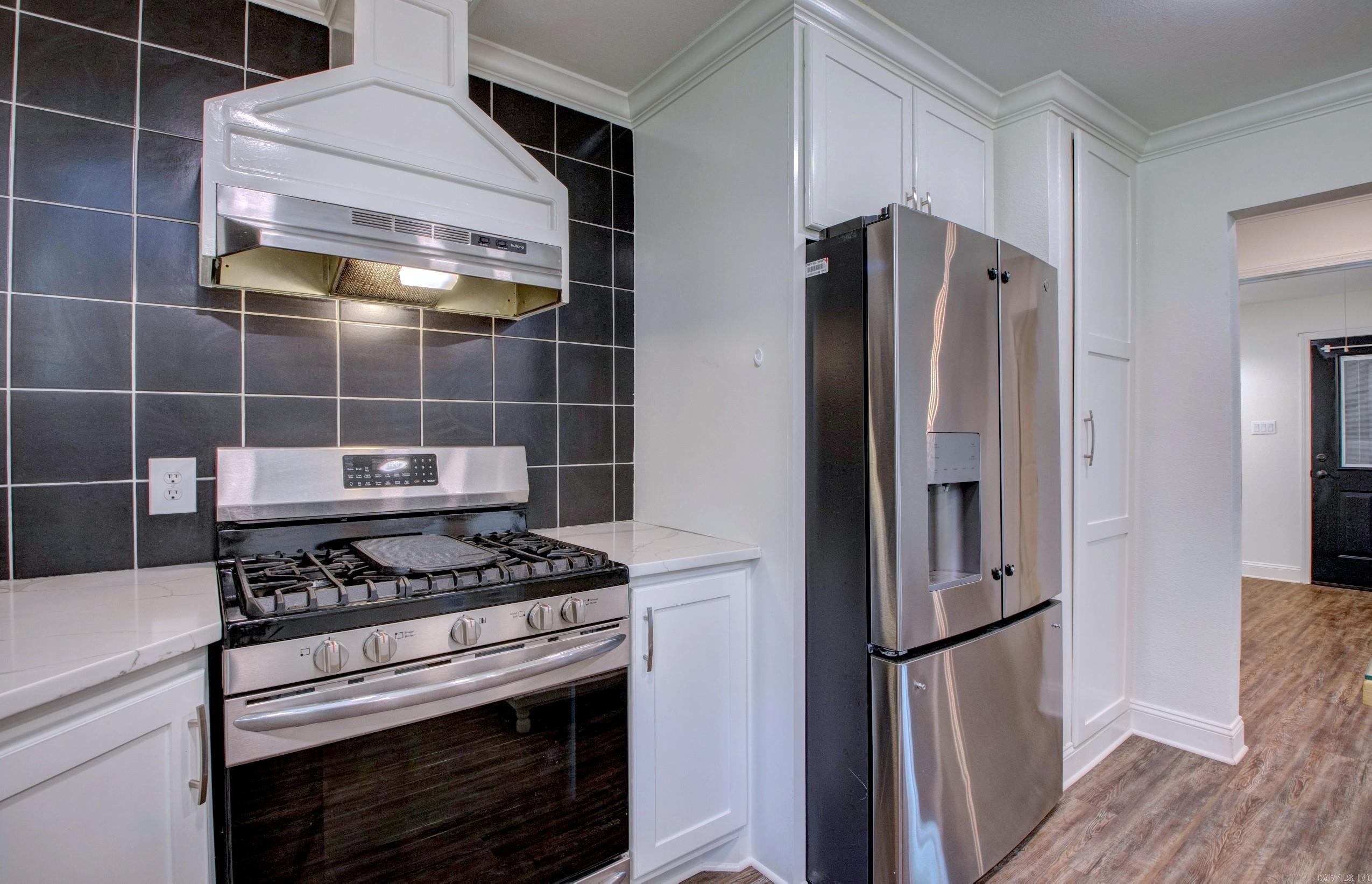 4111 Ryburn Road Property Photo 11