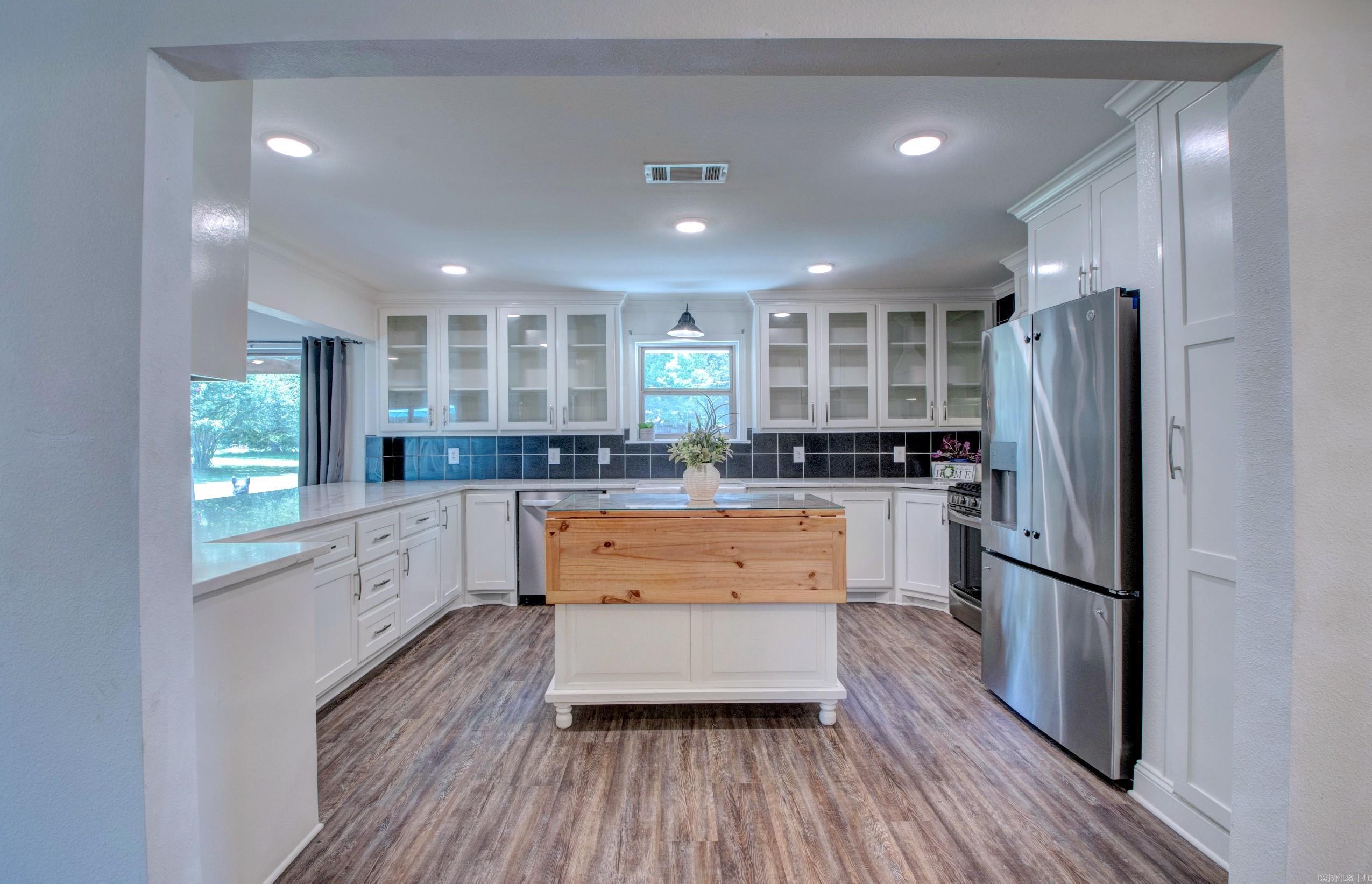 4111 Ryburn Road Property Photo 12
