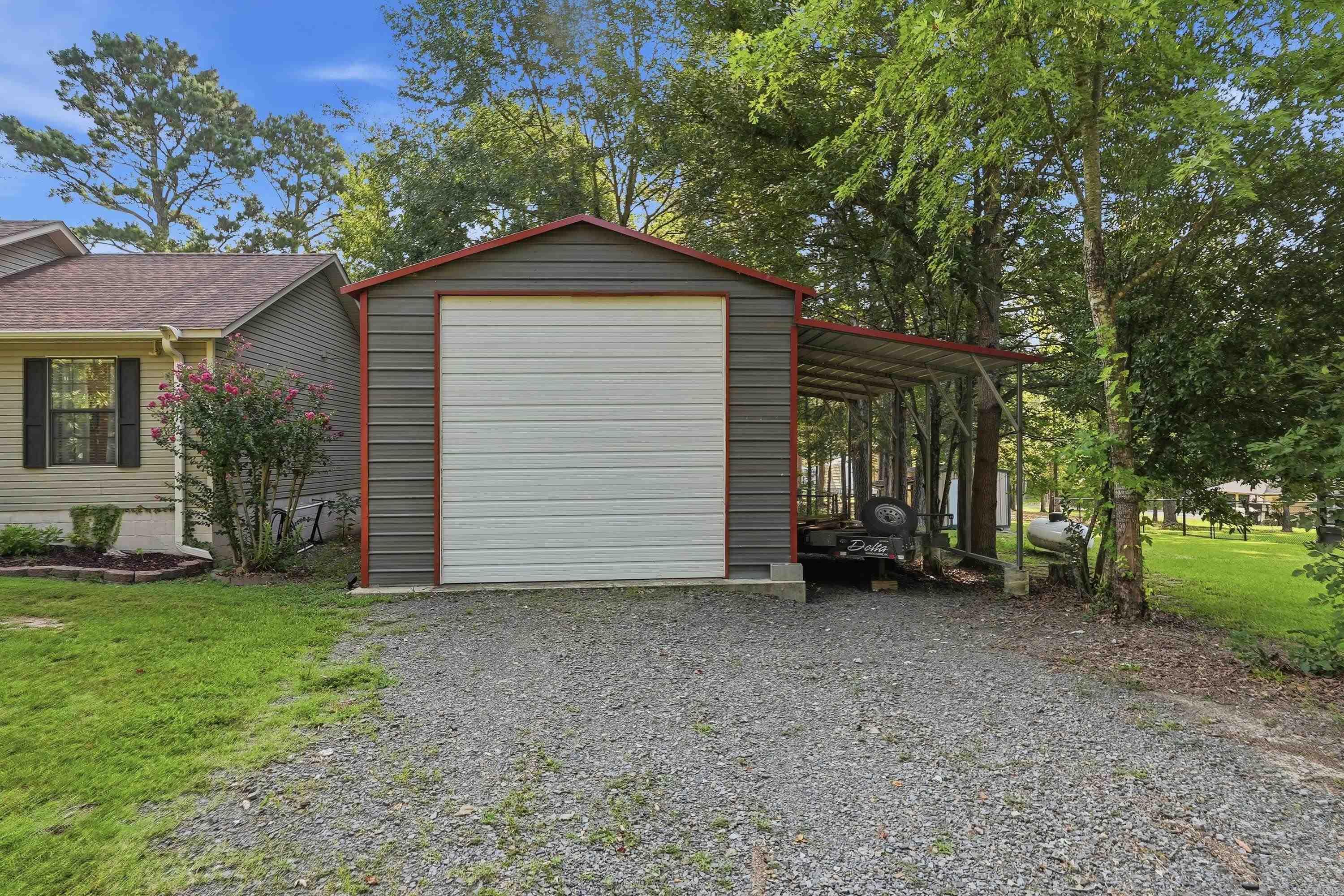 5 Trace Dr. Property Photo 14