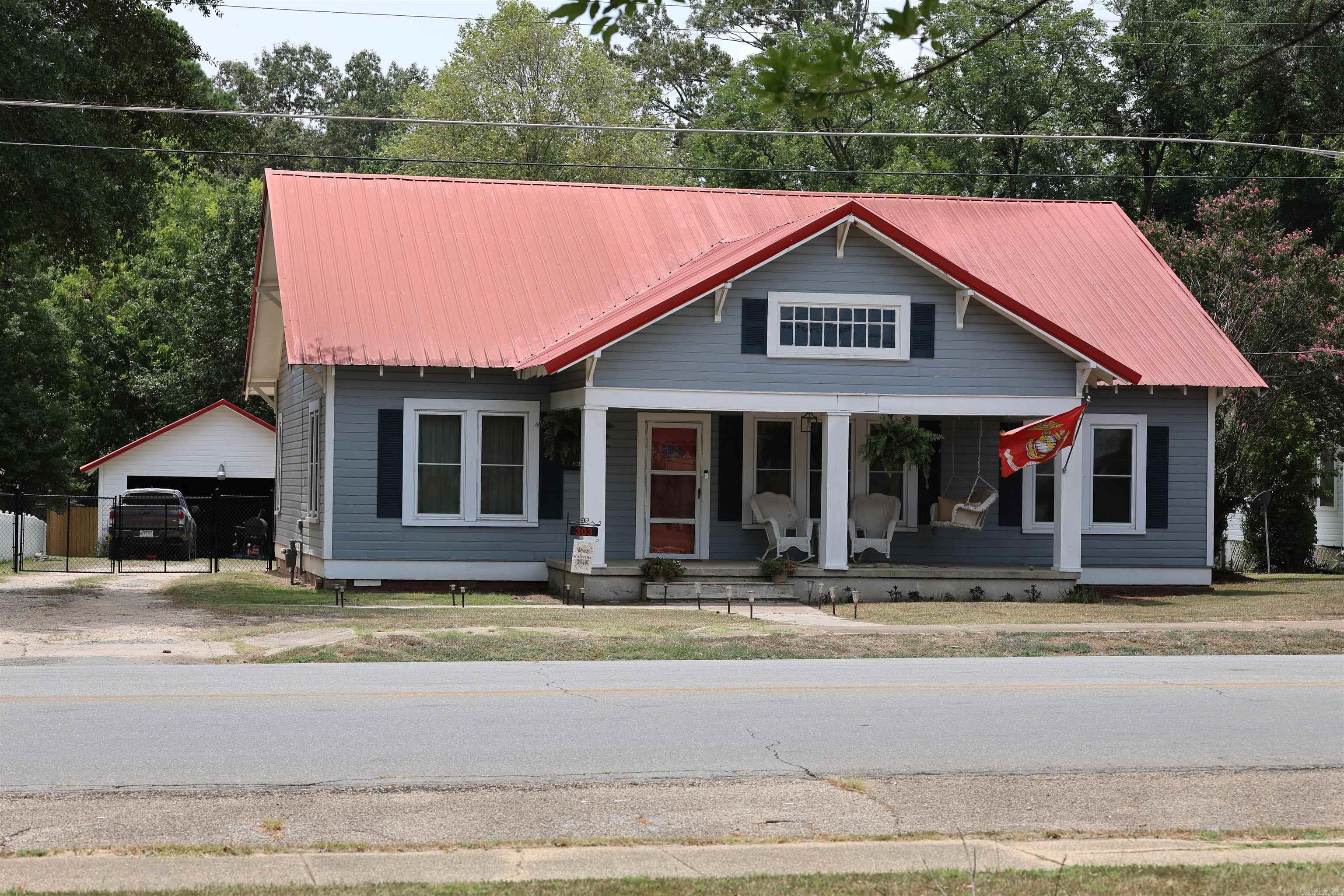 303 W Pine Street Property Photo 29