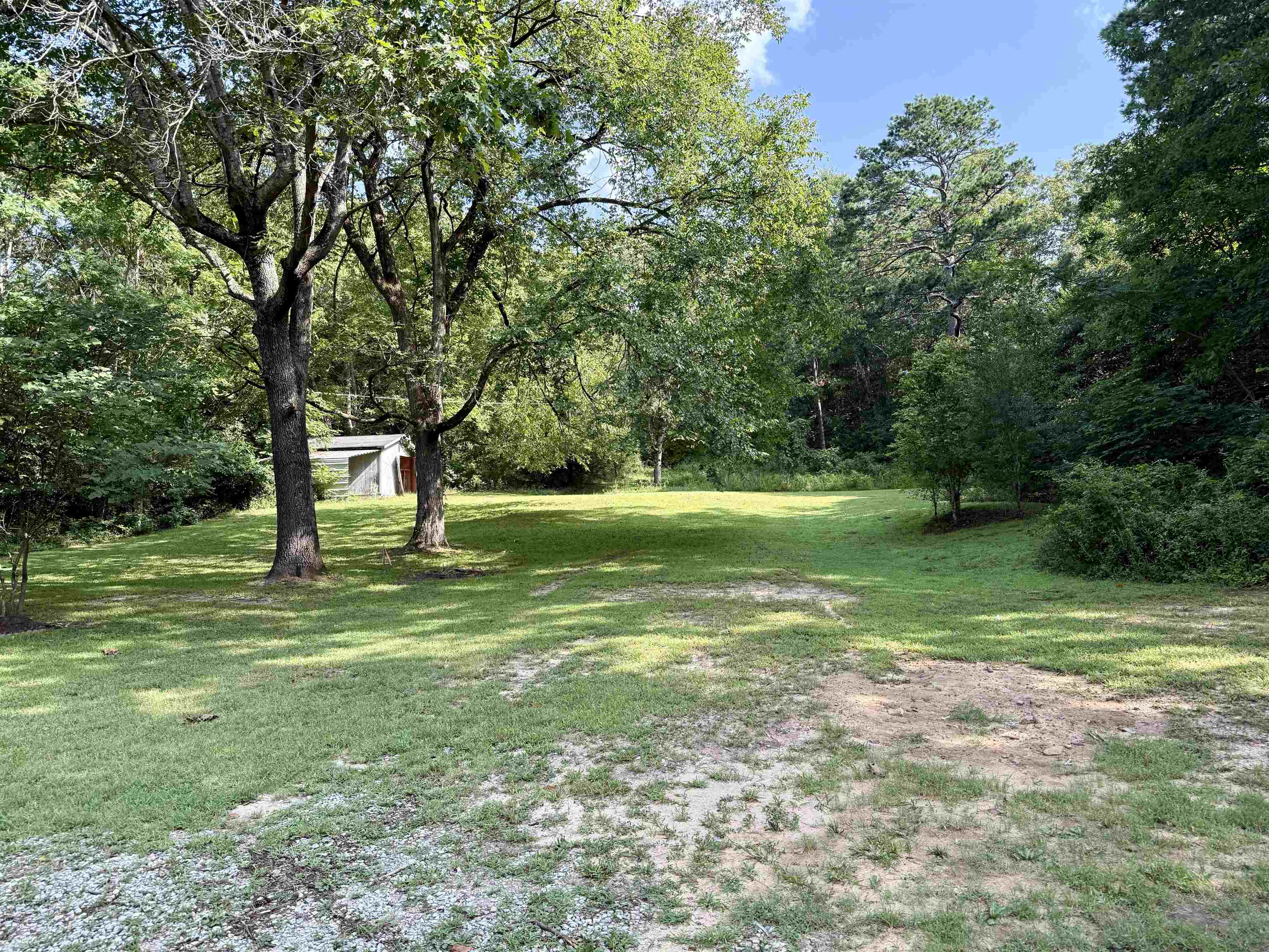 284 Burgundy Pl. Property Photo 18