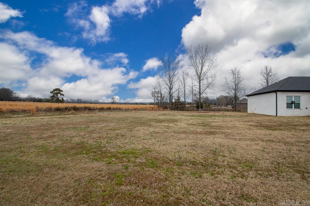 422 Highway 225 W Property Photo 5