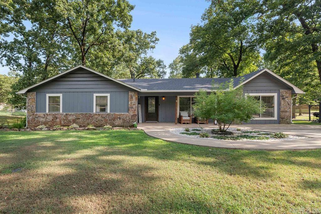 3 Cottontail Drive Property Photo 1