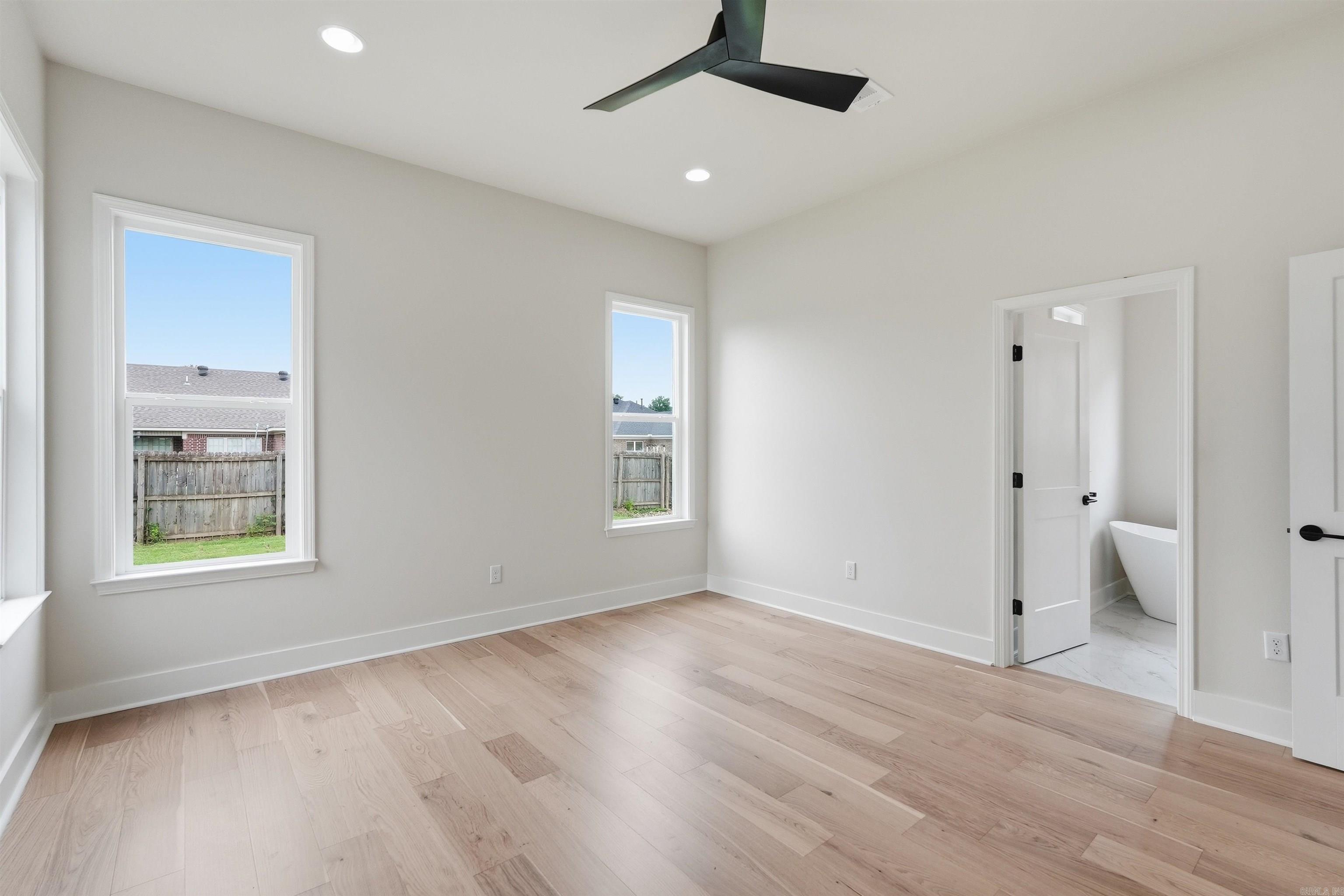 110 Sanibel Circle Property Photo 24