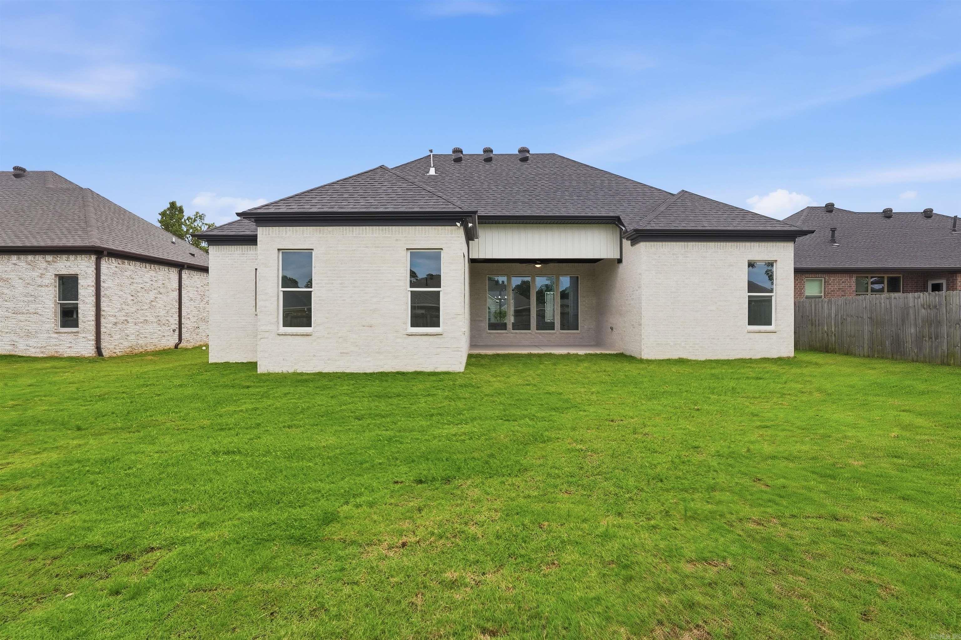 110 Sanibel Circle Property Photo 41
