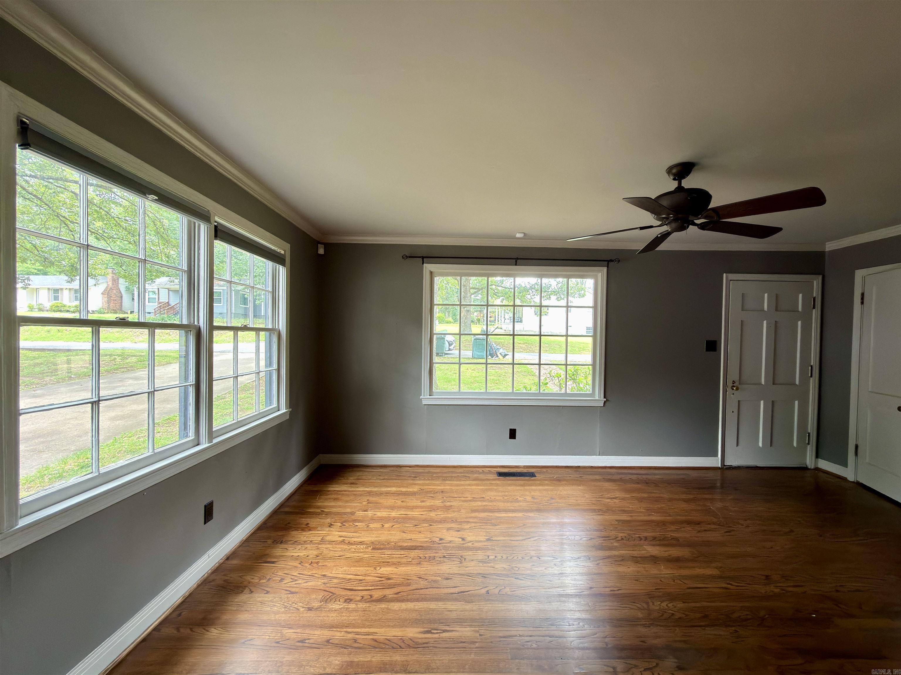 6710 Kavanaugh Pl Property Photo 2