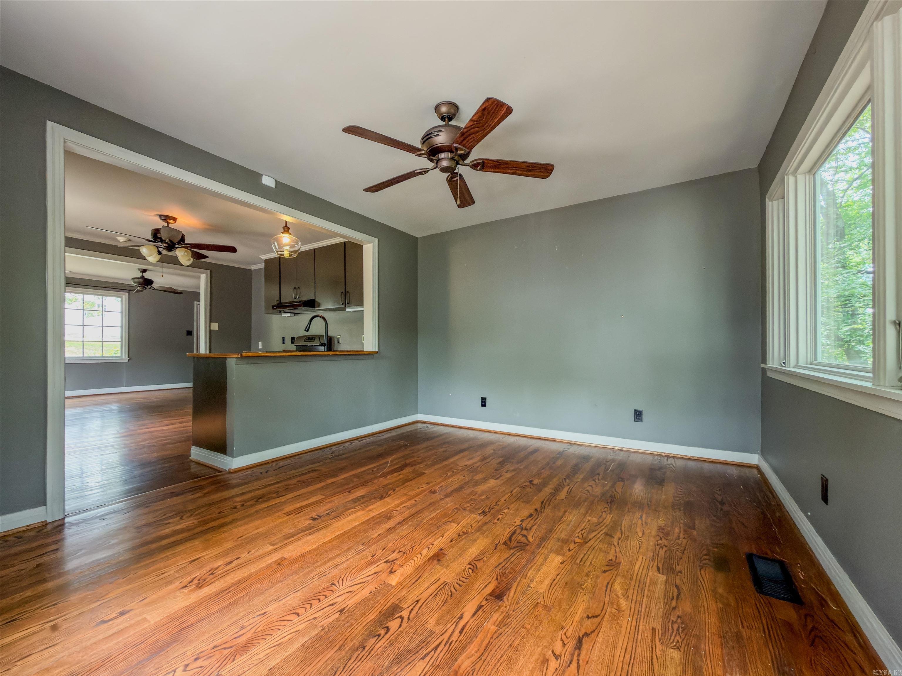 6710 Kavanaugh Pl Property Photo 6