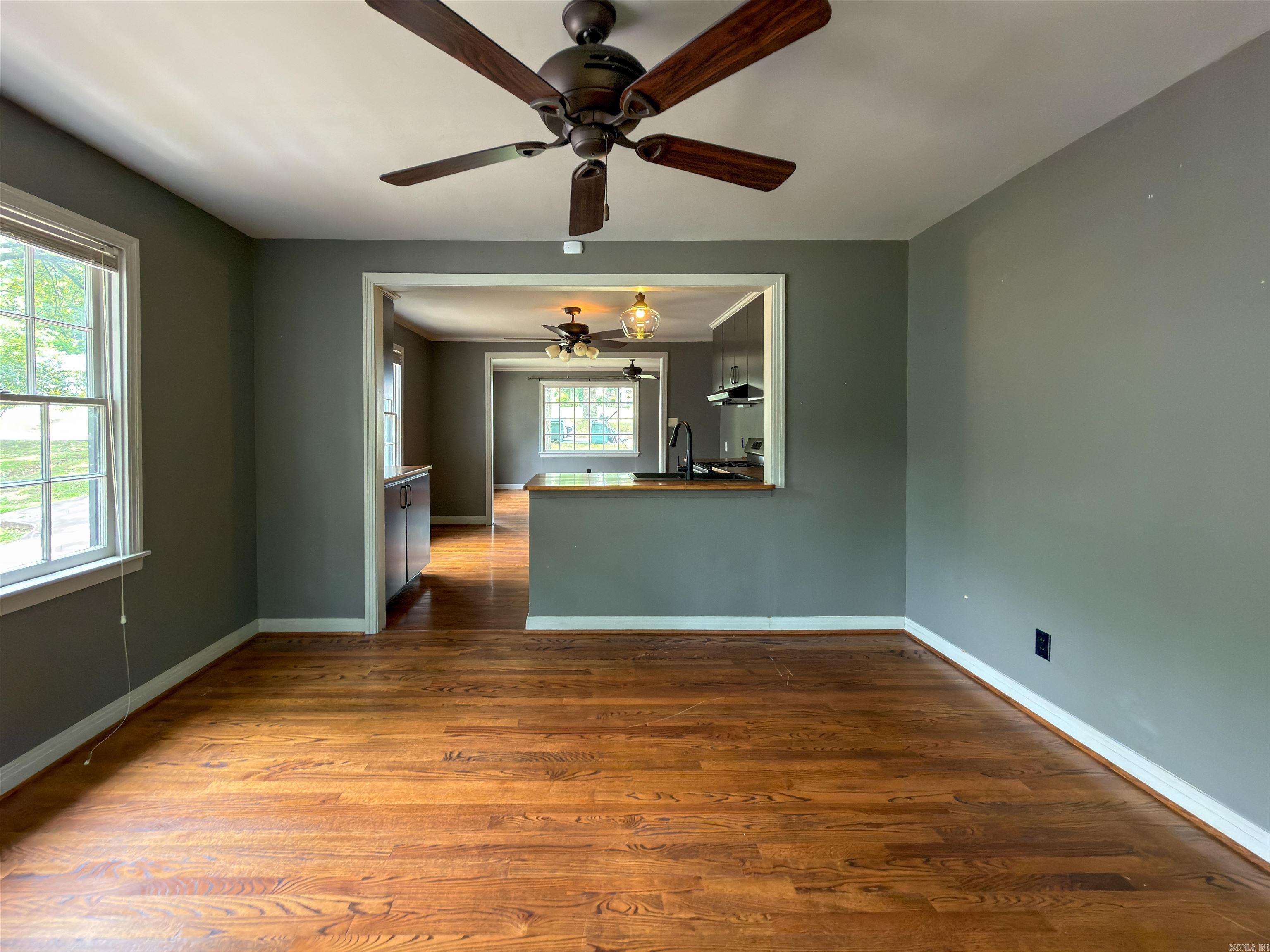 6710 Kavanaugh Pl Property Photo 8