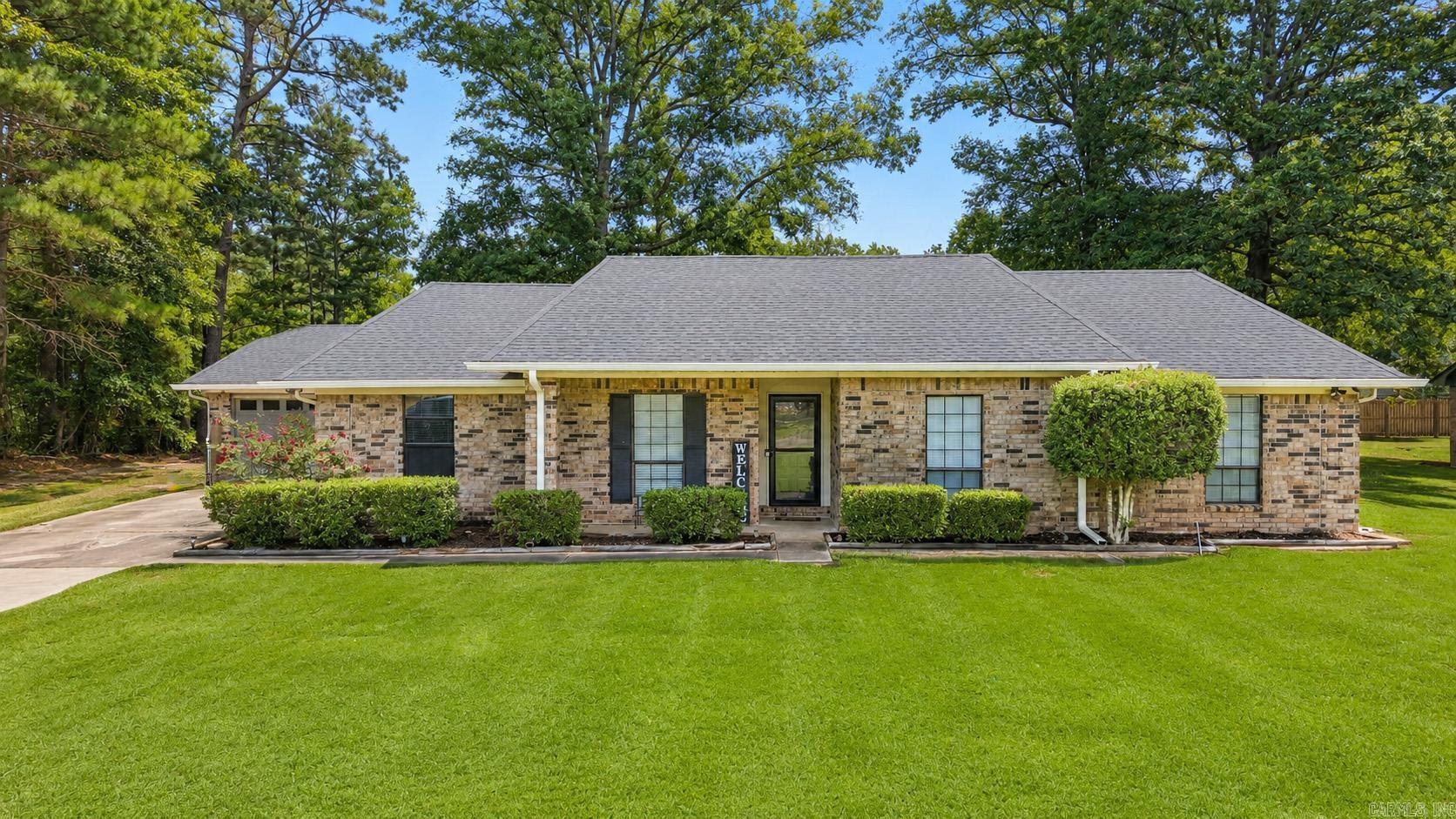 7807 Summerhill Dr. Property Photo 1