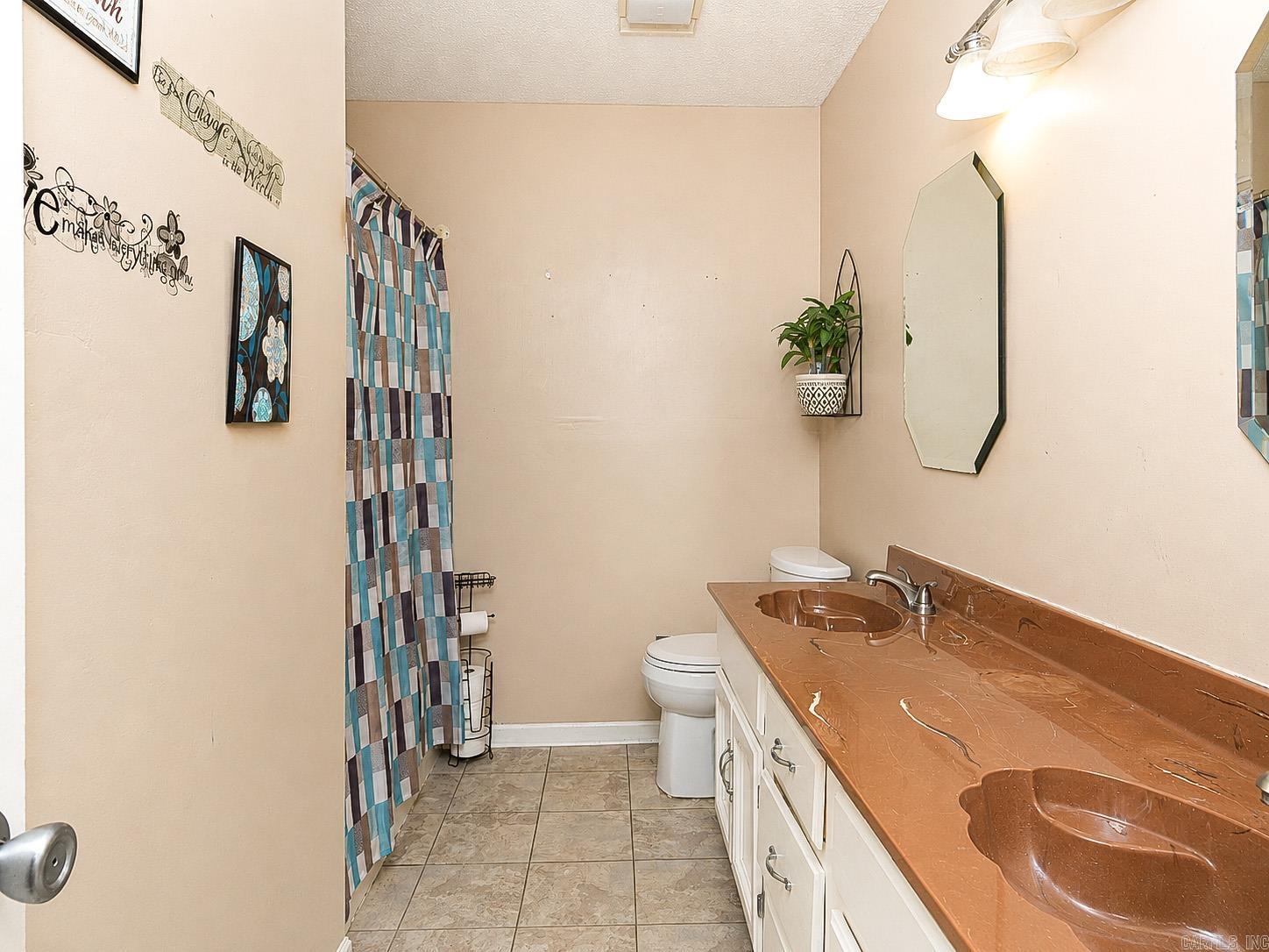 7807 Summerhill Dr. Property Photo 23