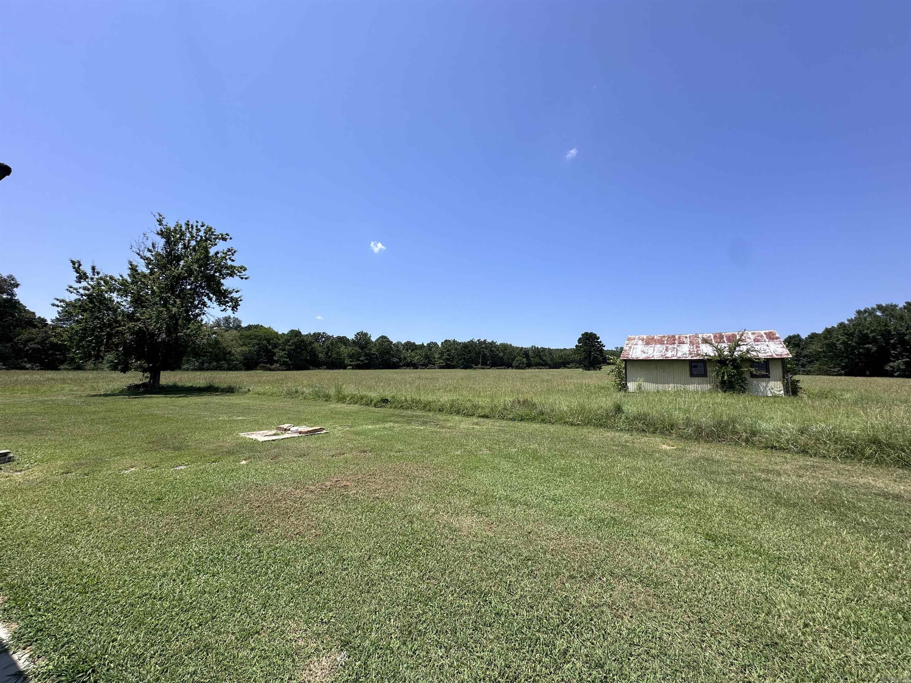 403 Hwy 285 E Property Photo 25